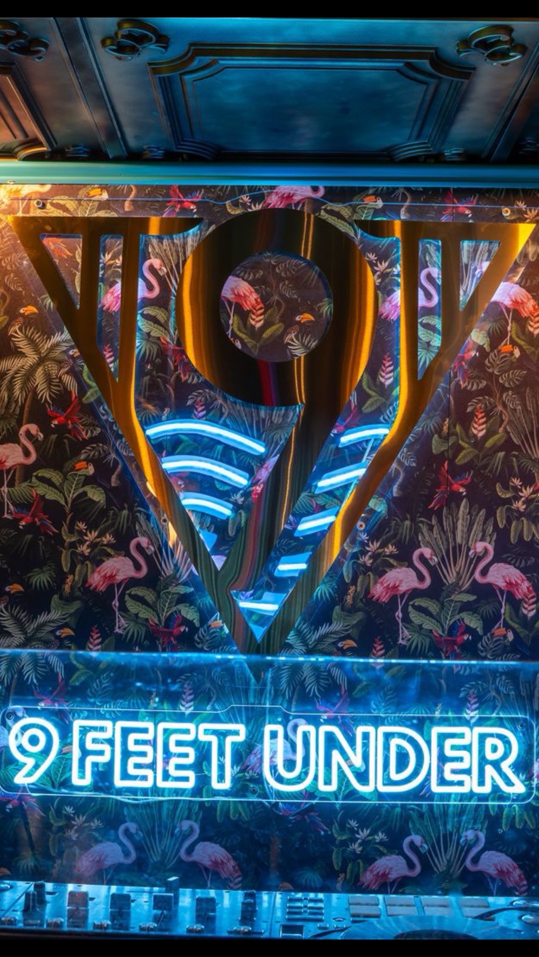 @9feetundermiami