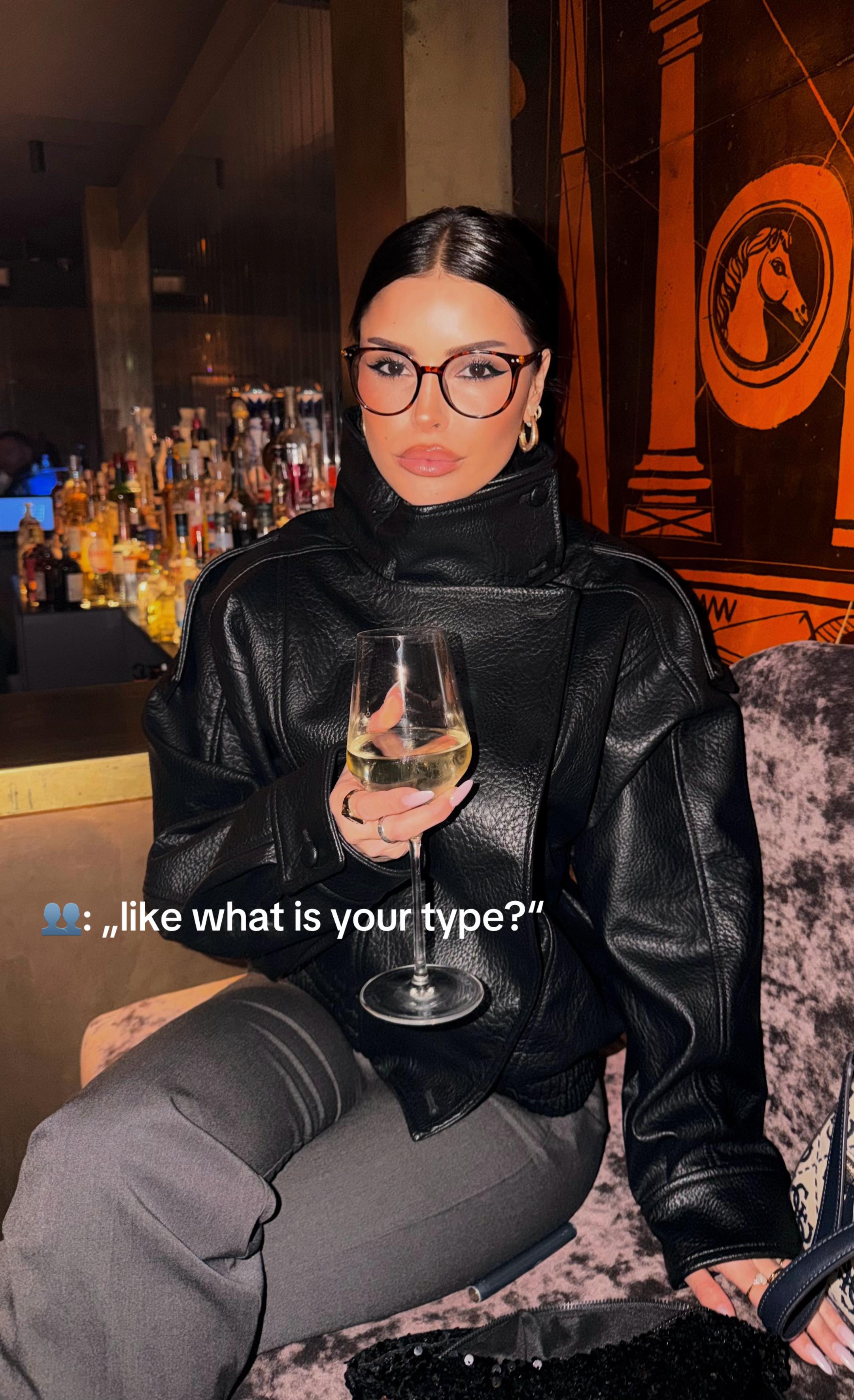 @𝐥𝐚𝐮𝐫𝐚