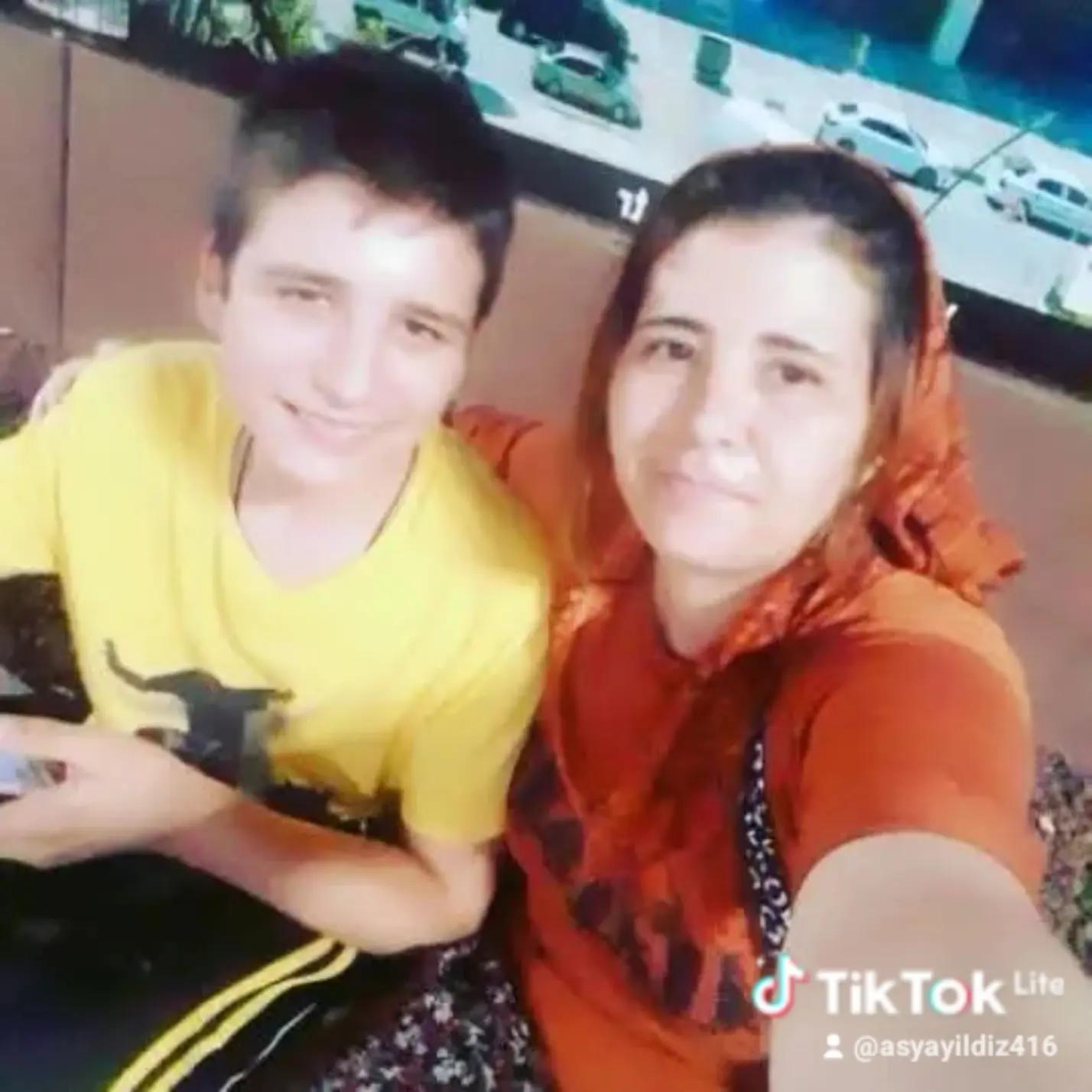 @Asya oktayim🌼🌺