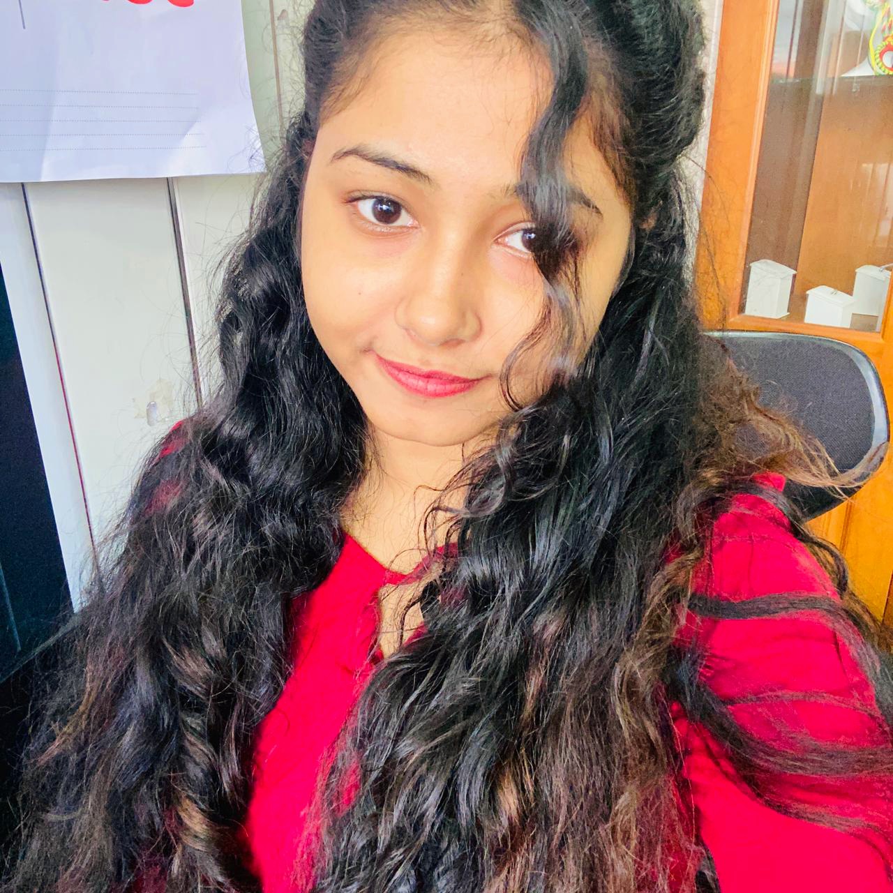 @N_ish_U•• Nishu🫀🧚••••🌹