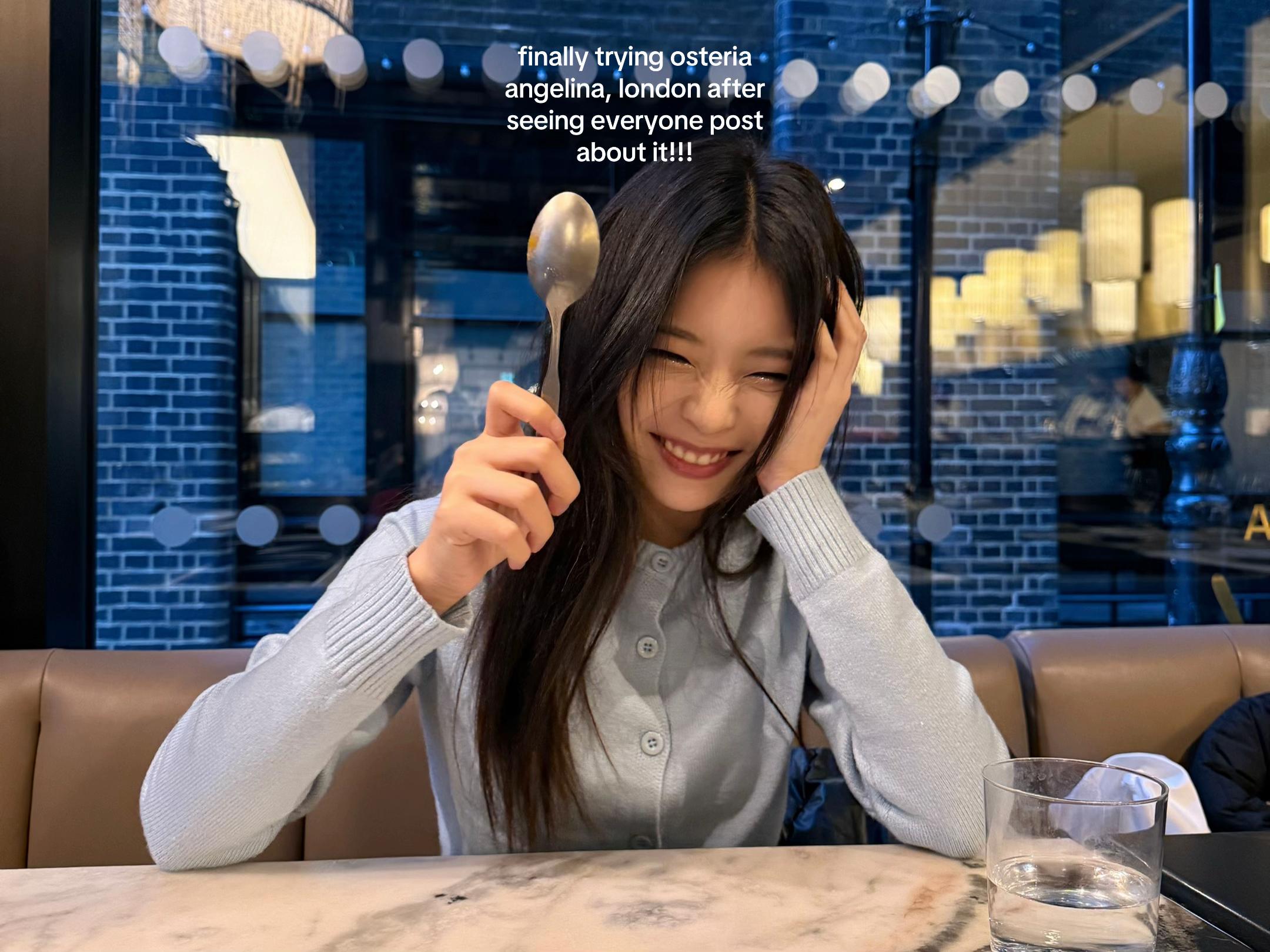 @elly