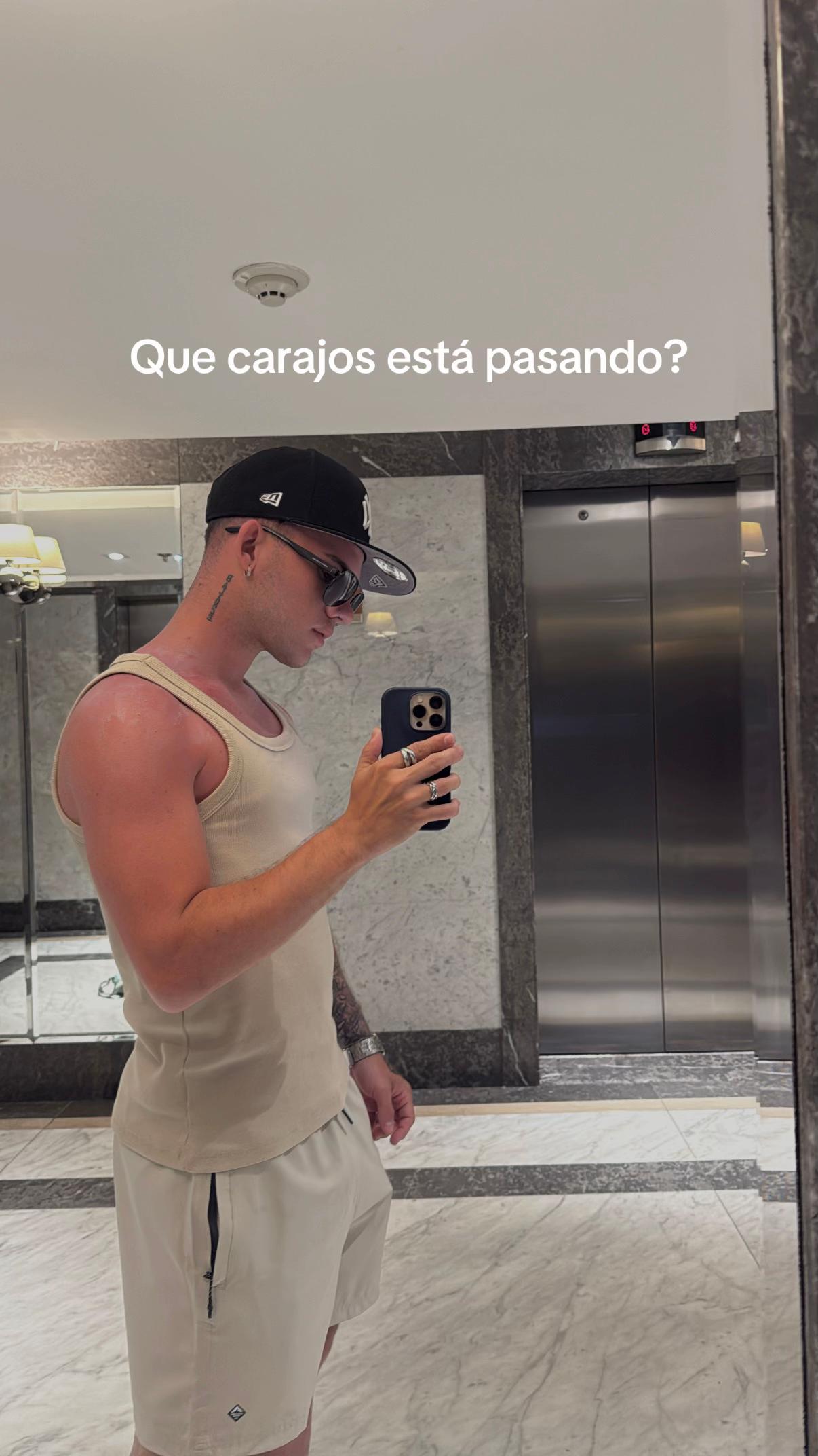@Toto