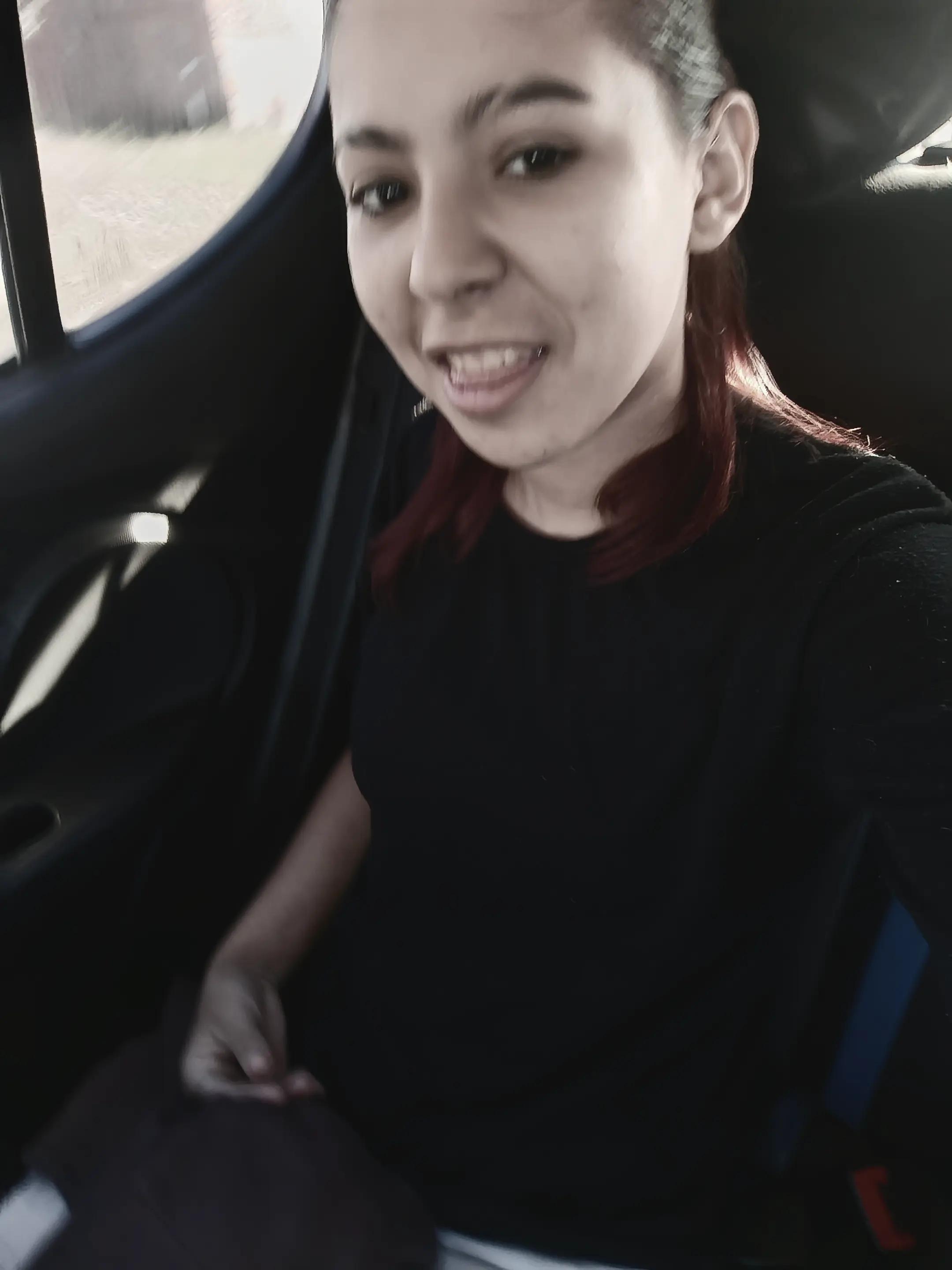 @nayla🏳️&zwj;🌈
