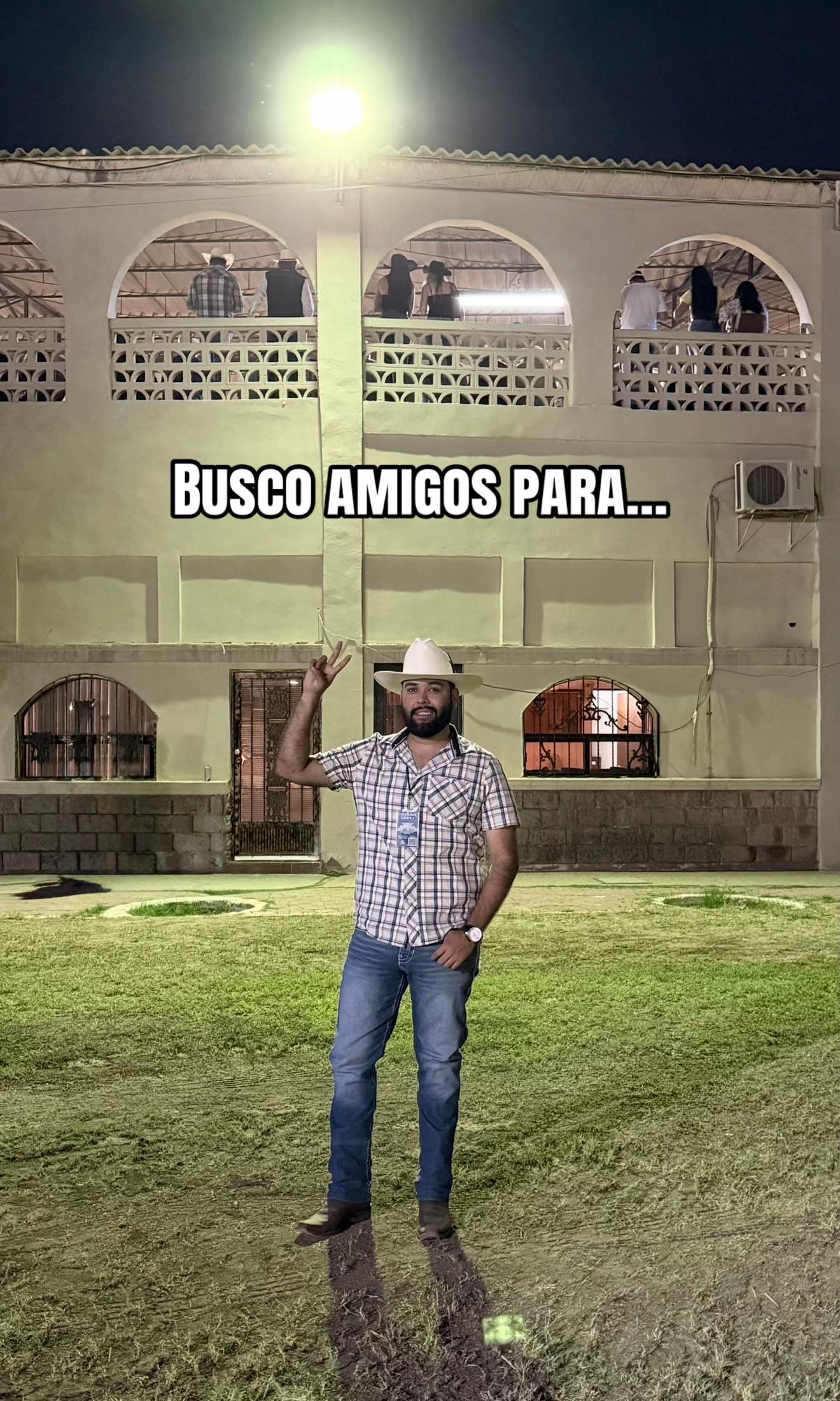 @ElVakeroC 𐚁