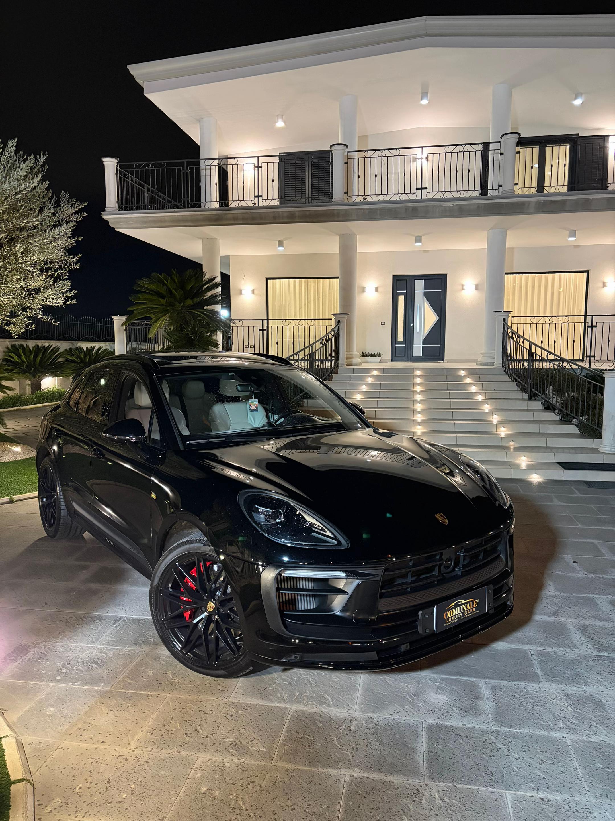 @comunaleluxurycars