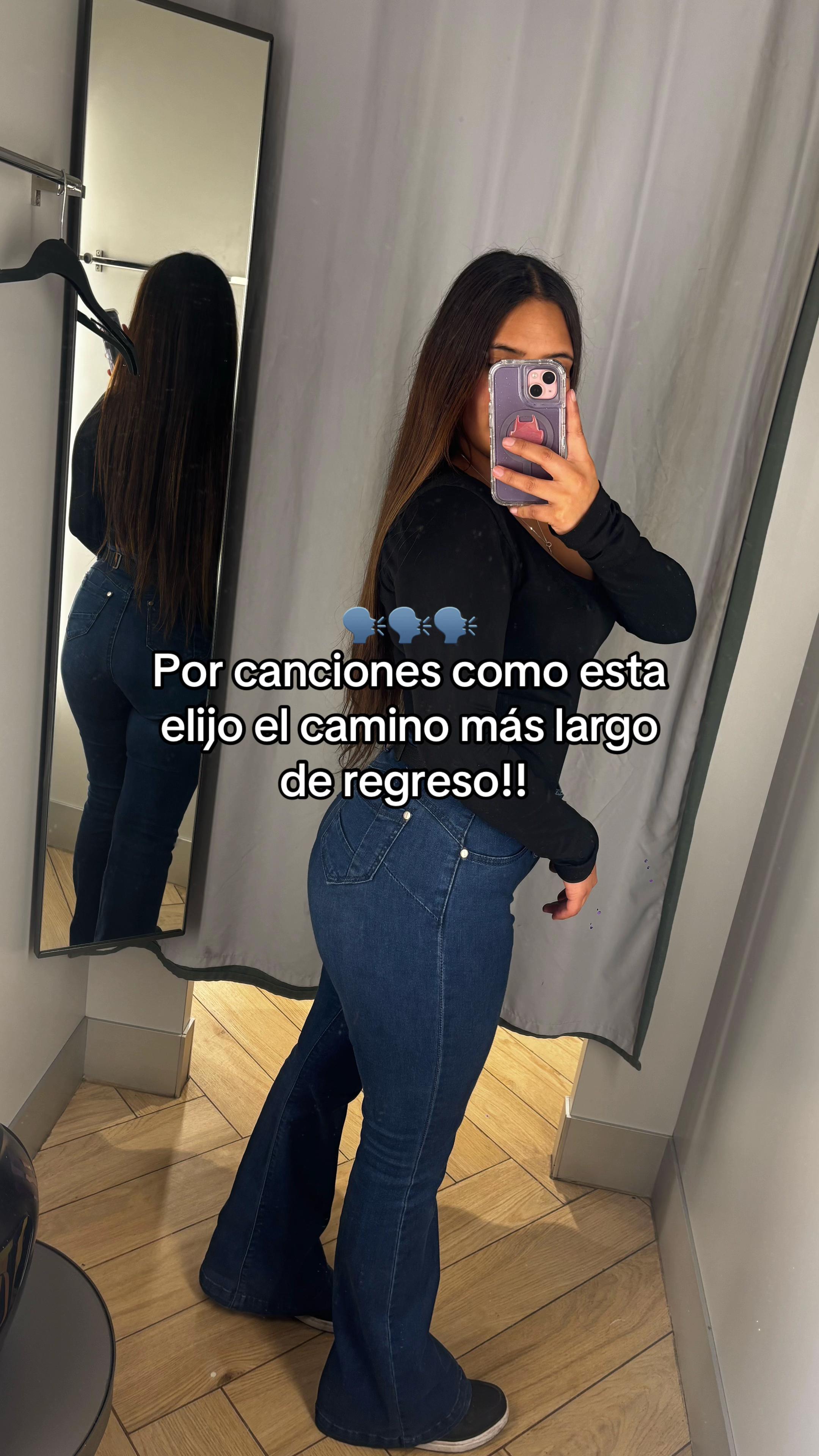 @Carlita 🤎