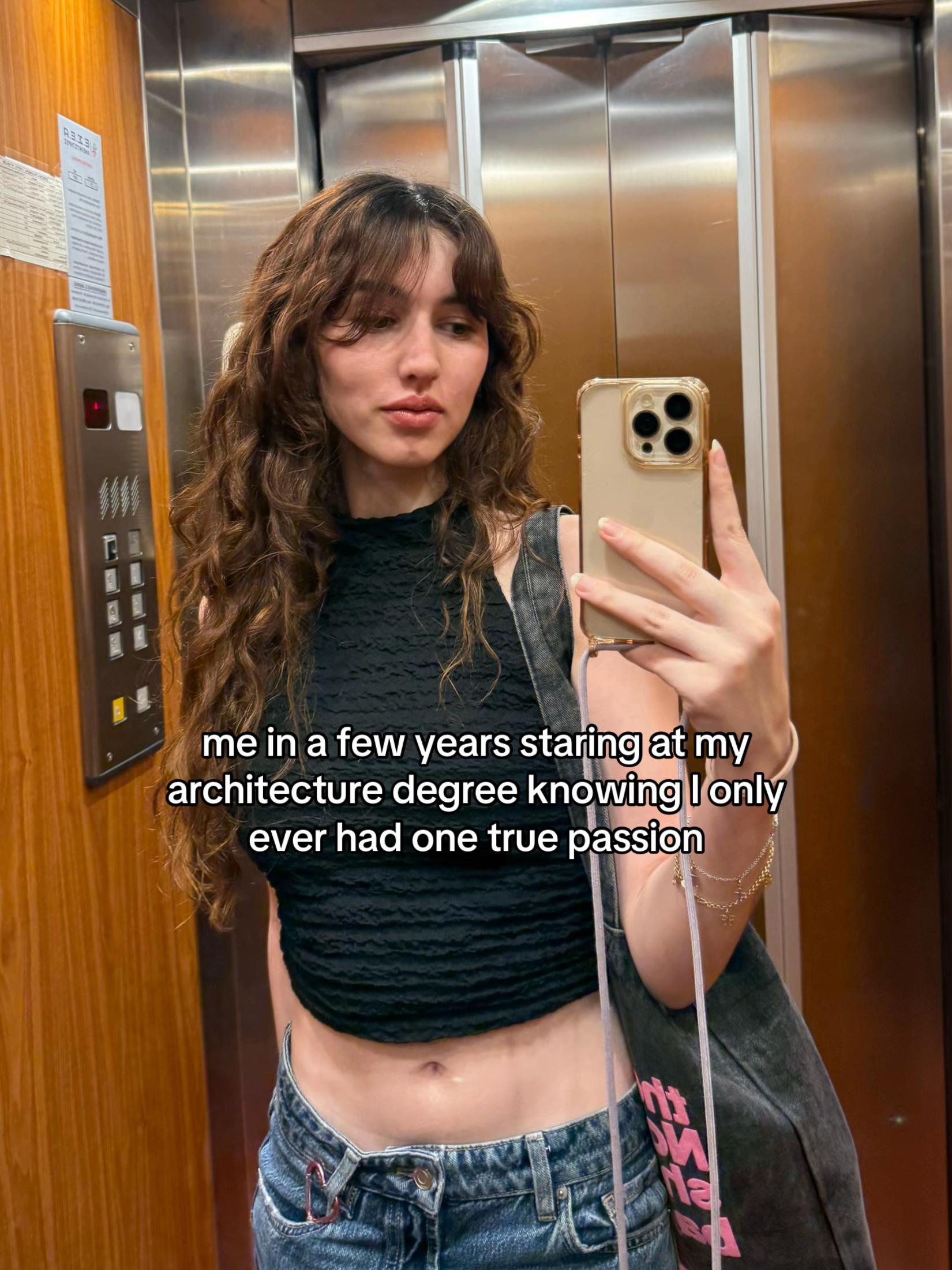 @elena