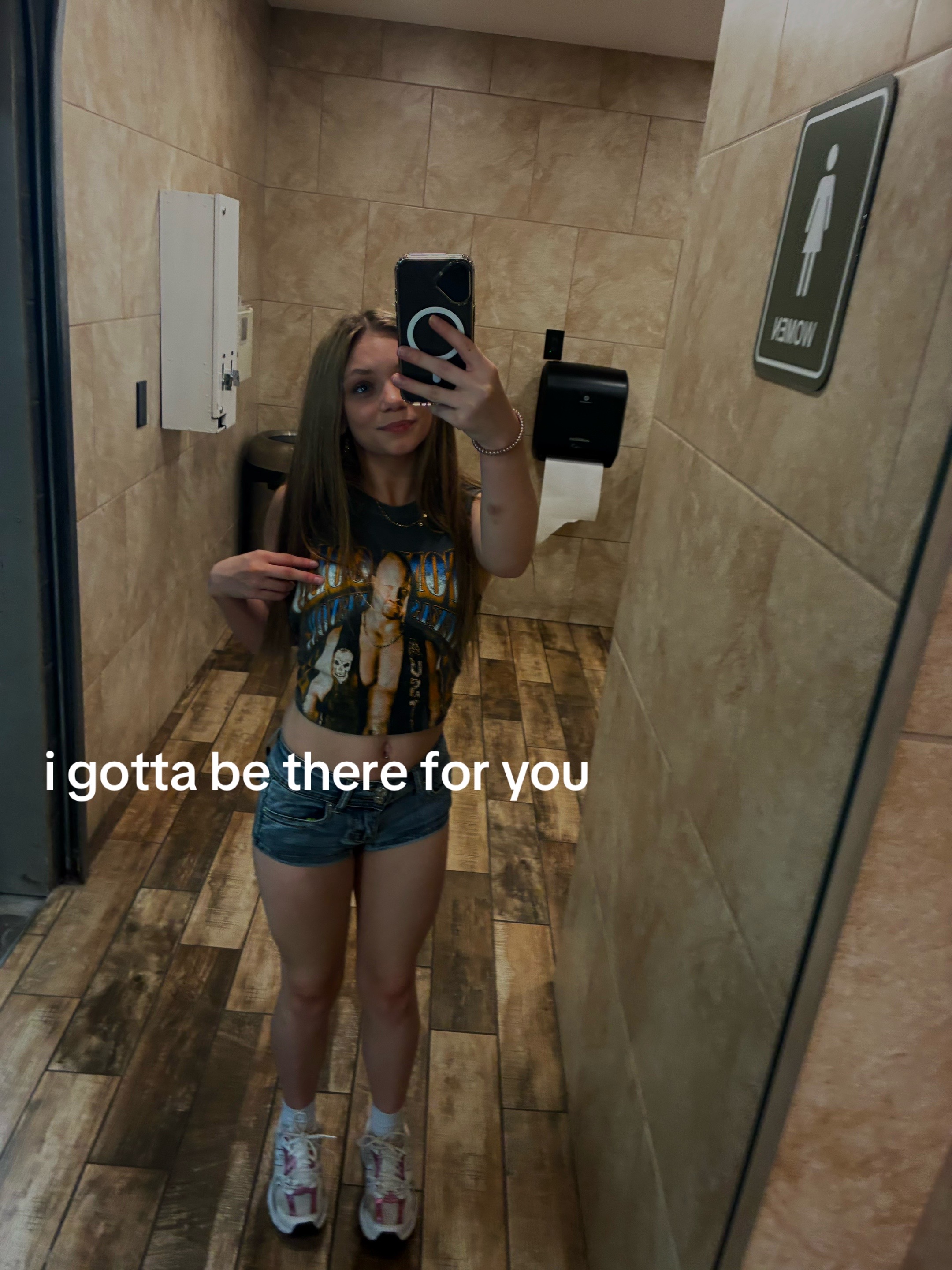 @chloepearson82