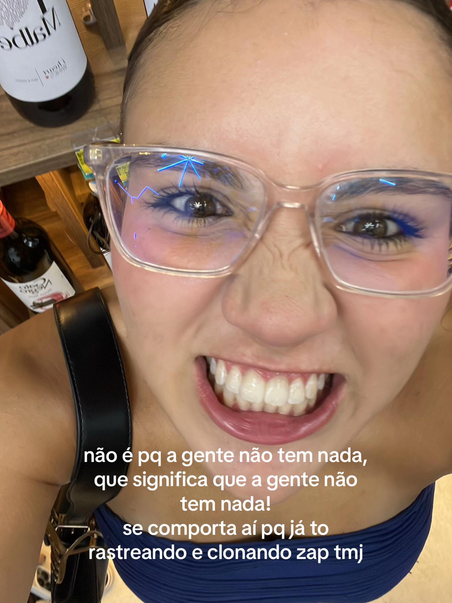 @laragomess