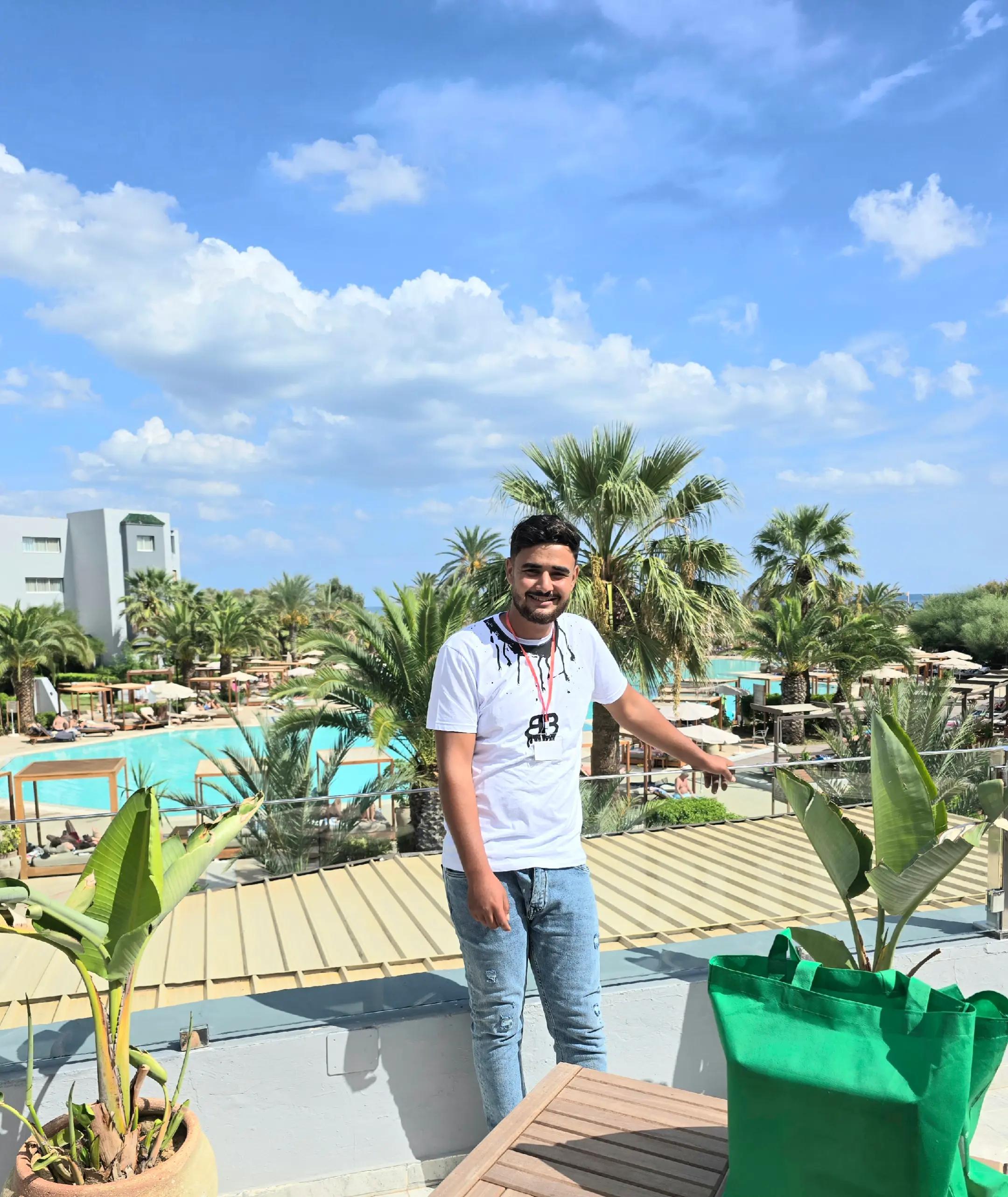 @Yassin Haj Taher