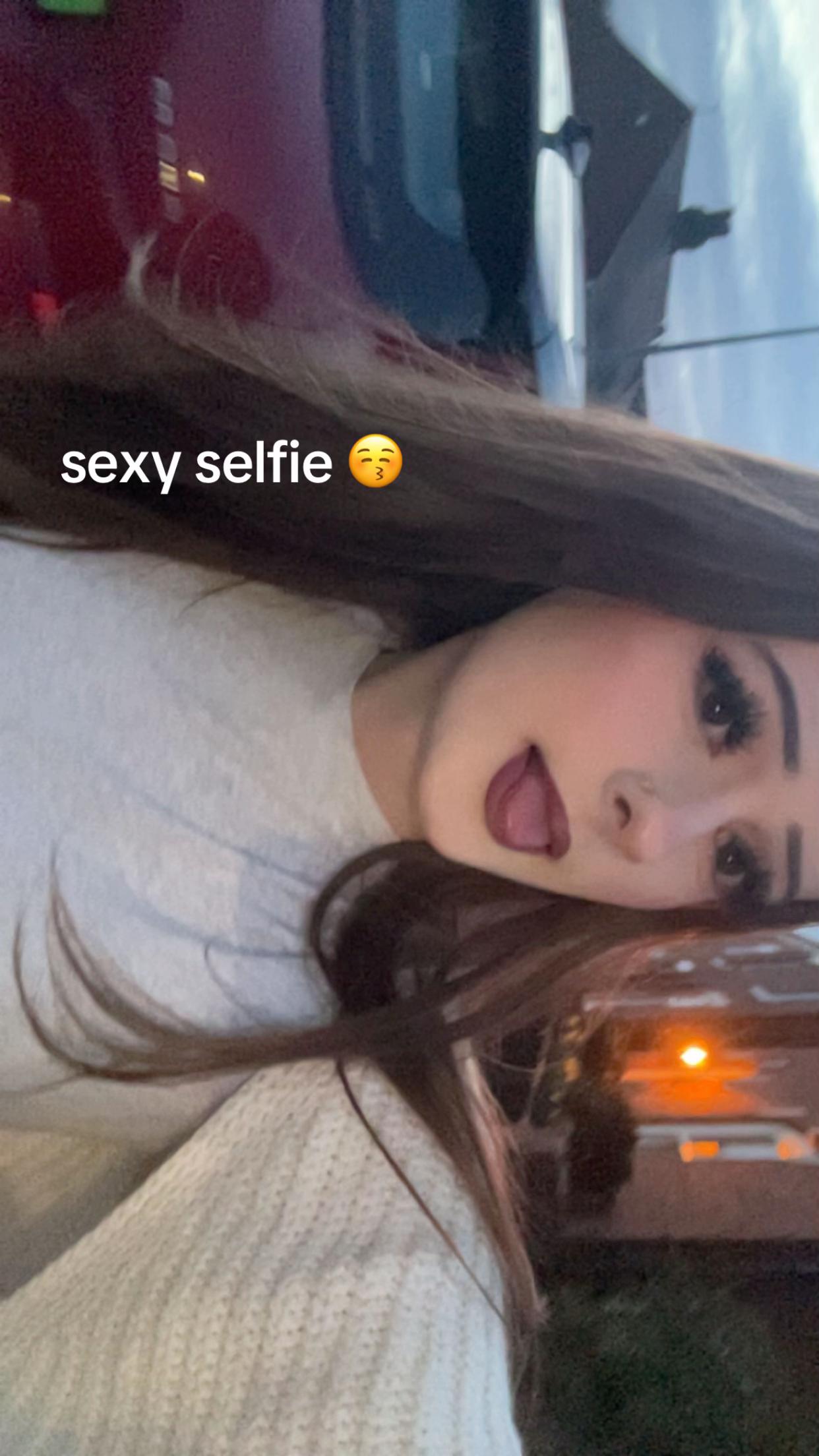 @𝓂𝒾𝓂𝒾-𝓂𝒶𝓇𝒾𝑒 🩷🦄🍭
