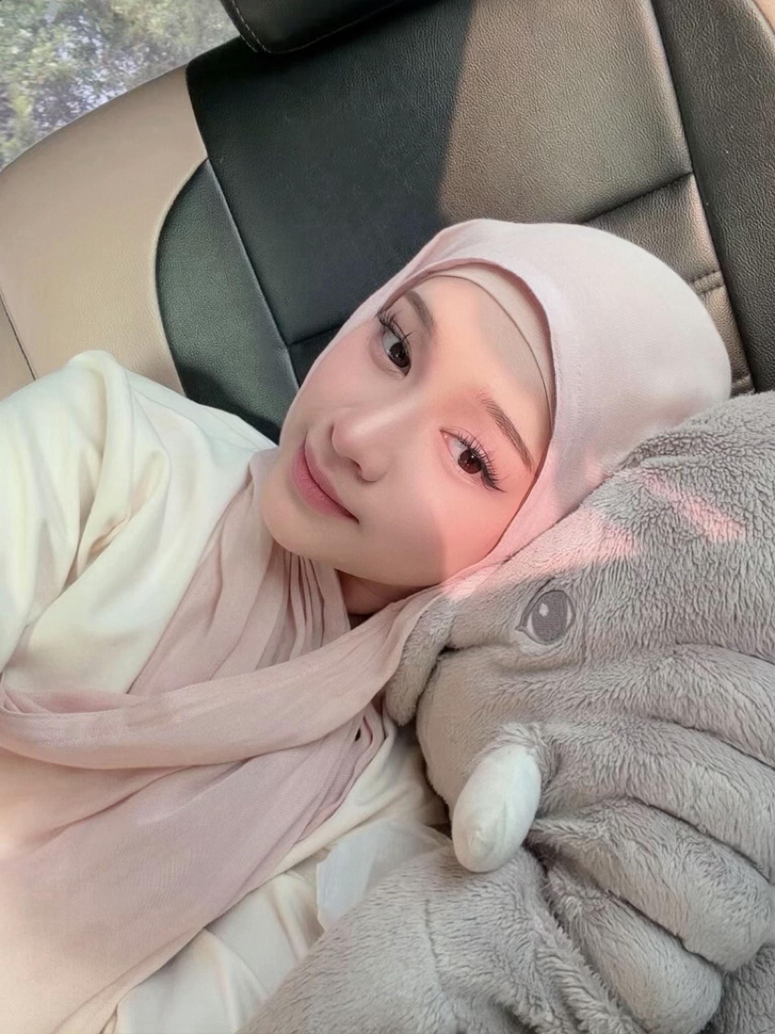 @Hyuraz