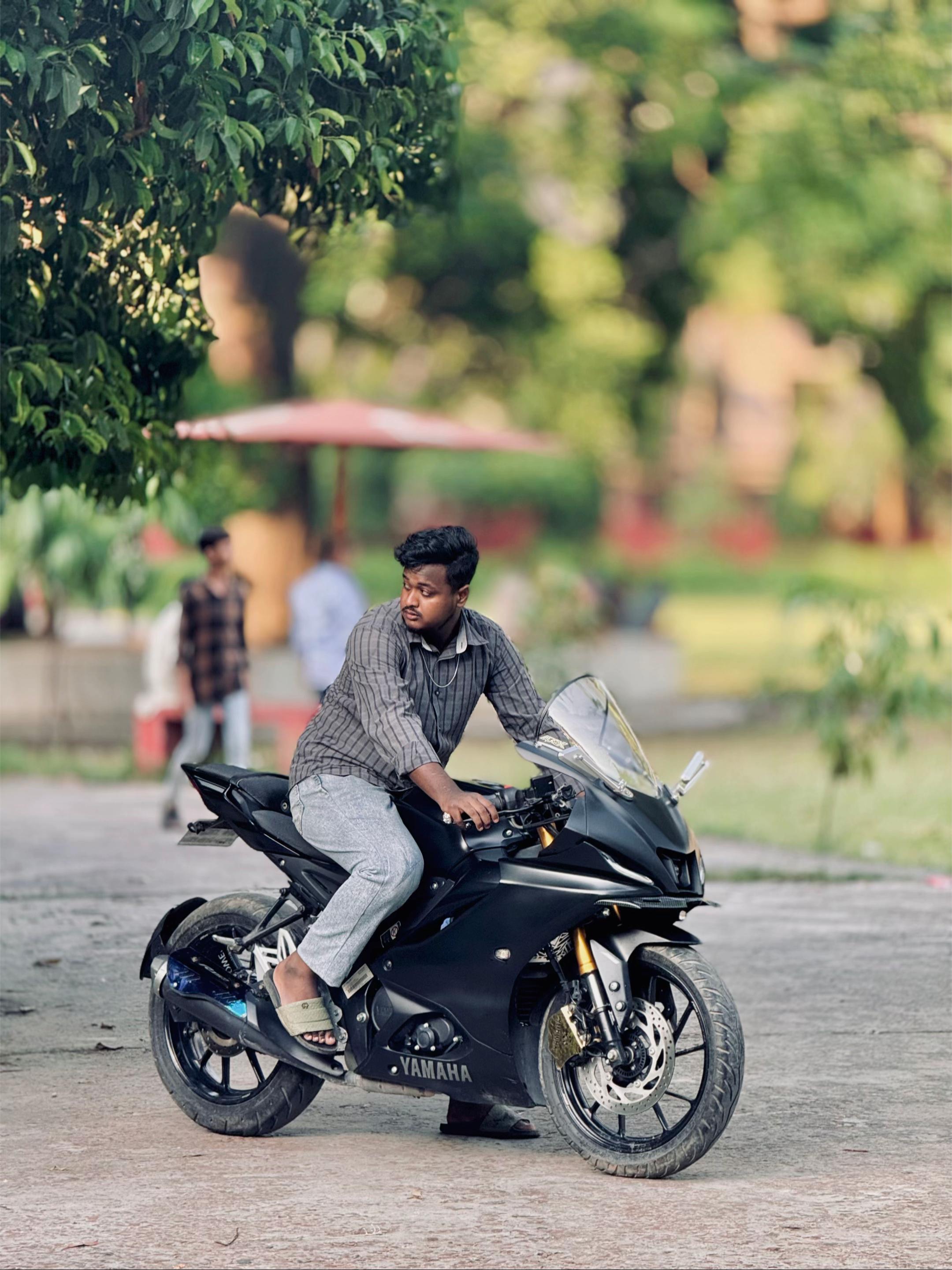 @Jibon⛎ (Kala)