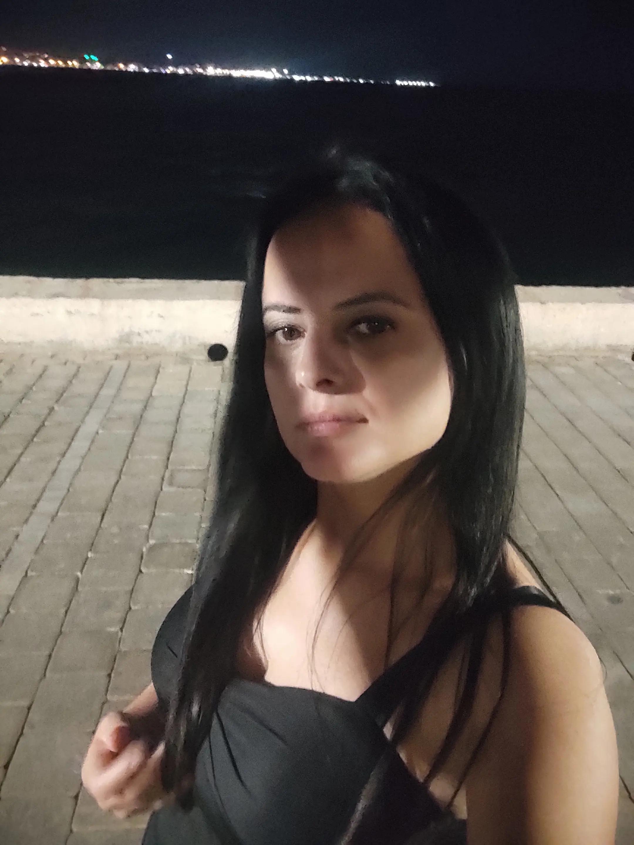 @Hlya Engindeniz