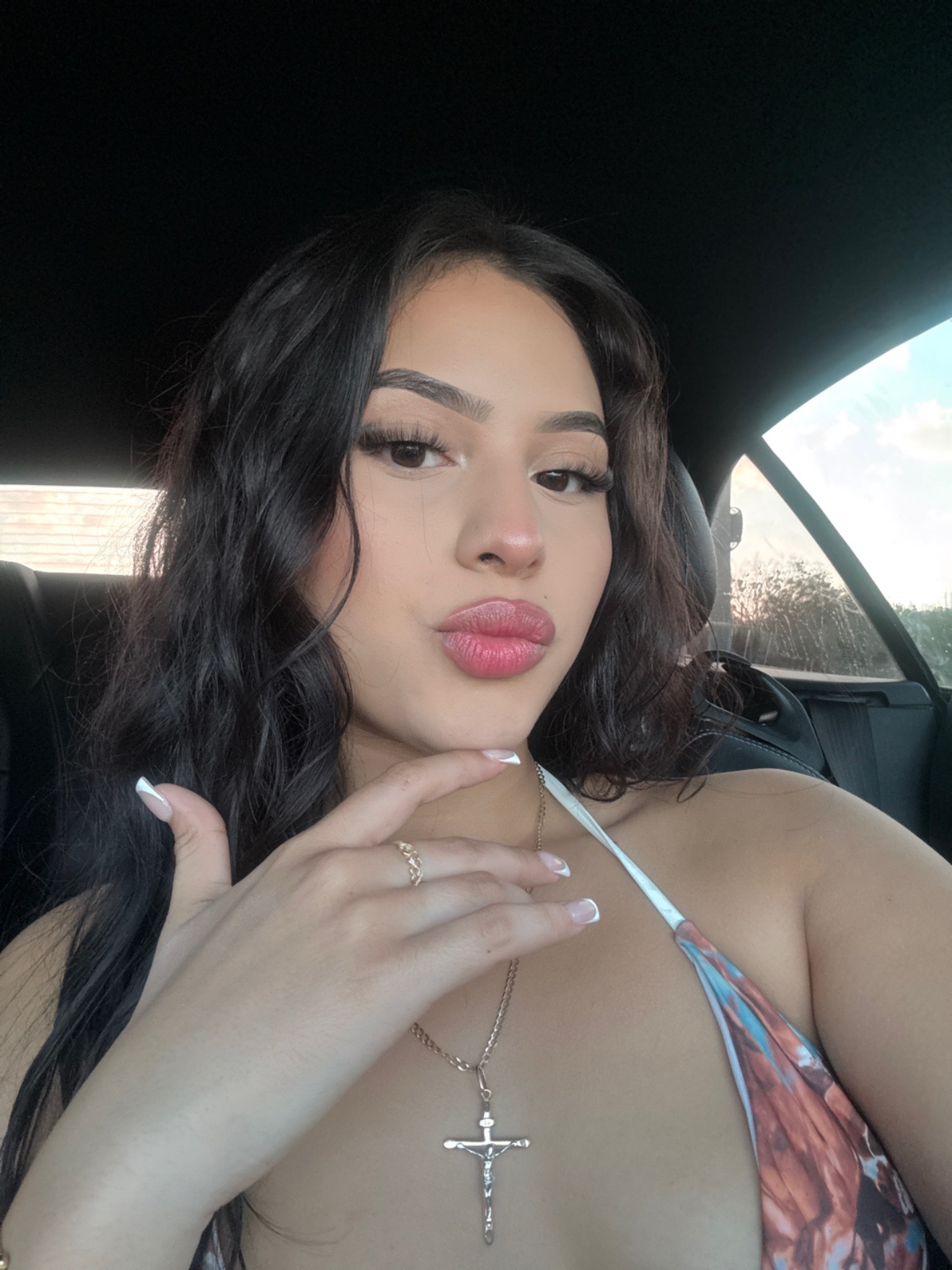@lifeofanahi