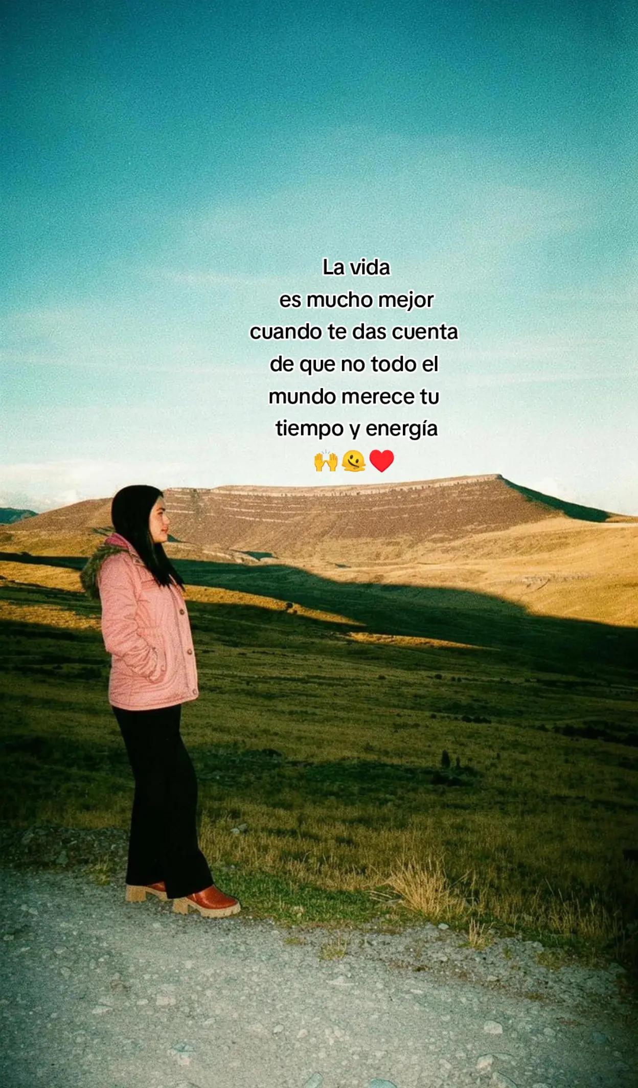 @Te sigue&bull;🐼