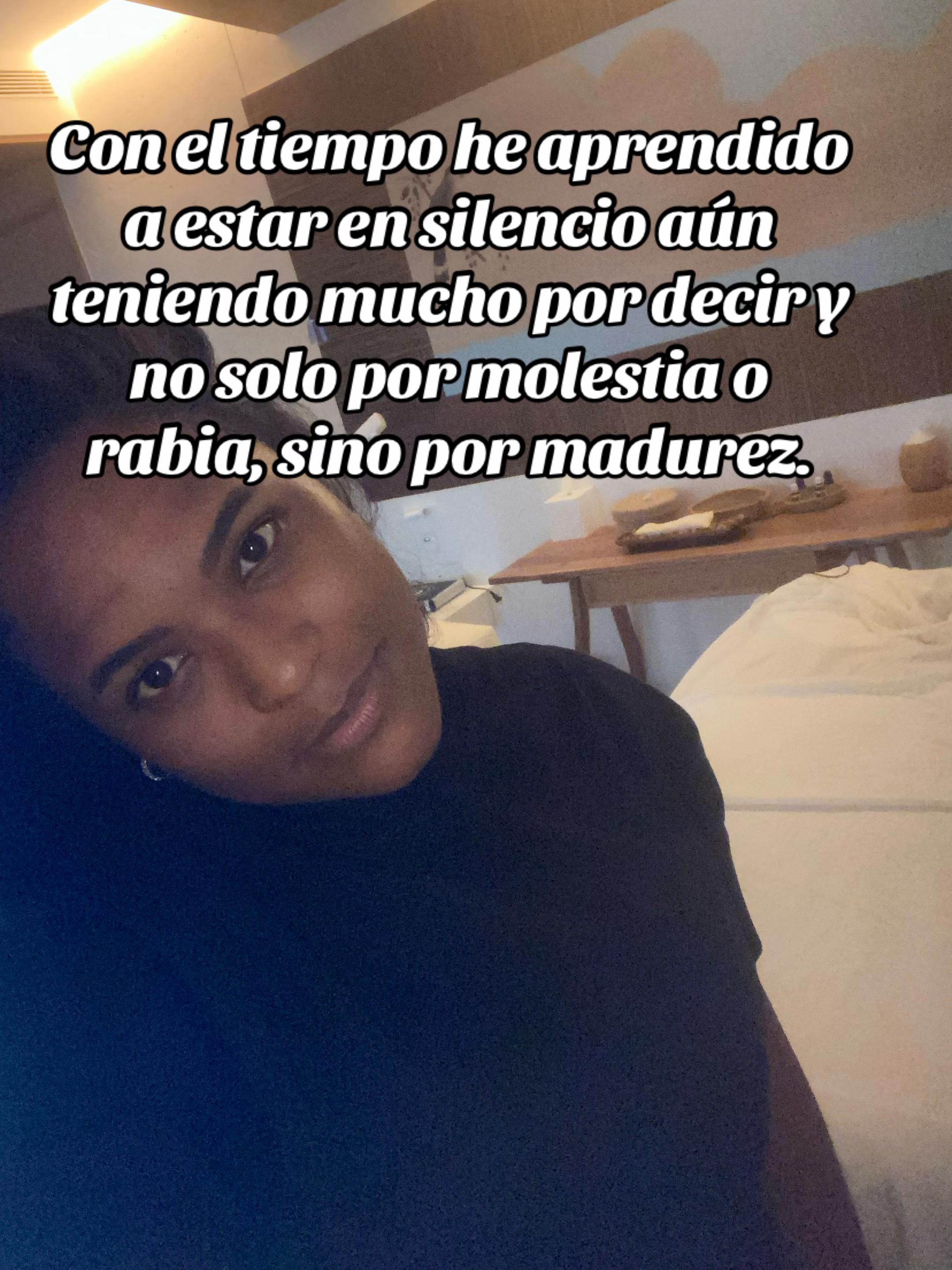 @soloseviveunavez9102
