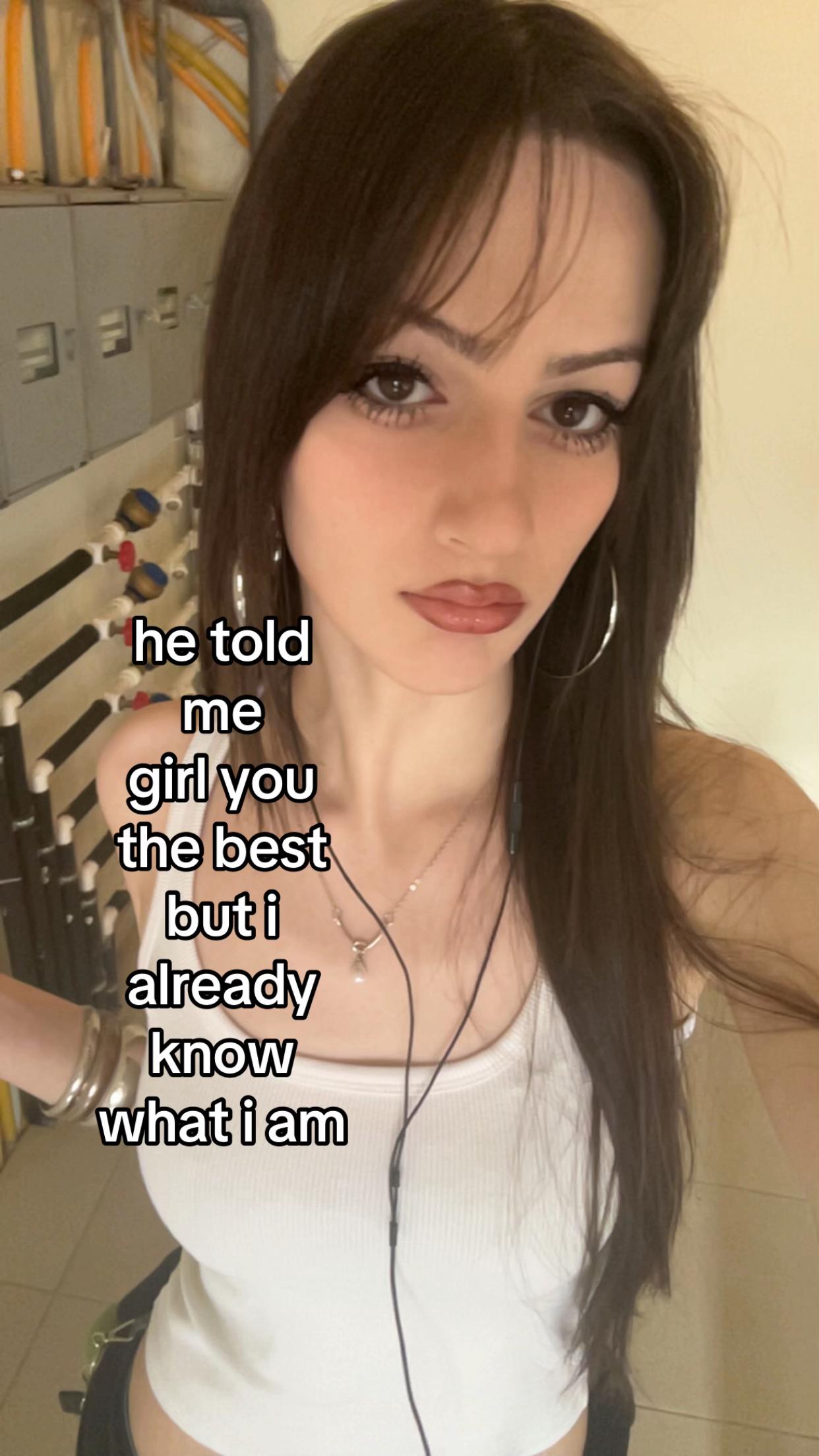 @Mia