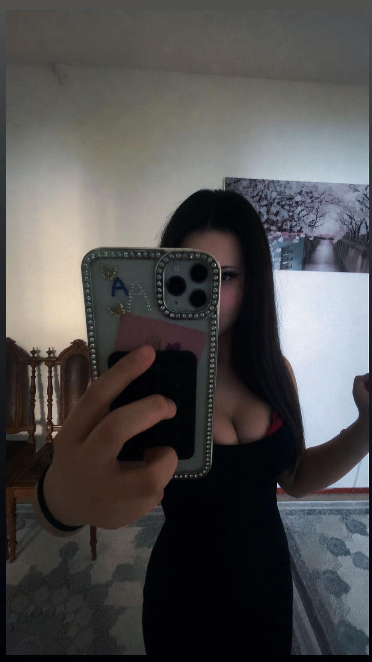 @⃟