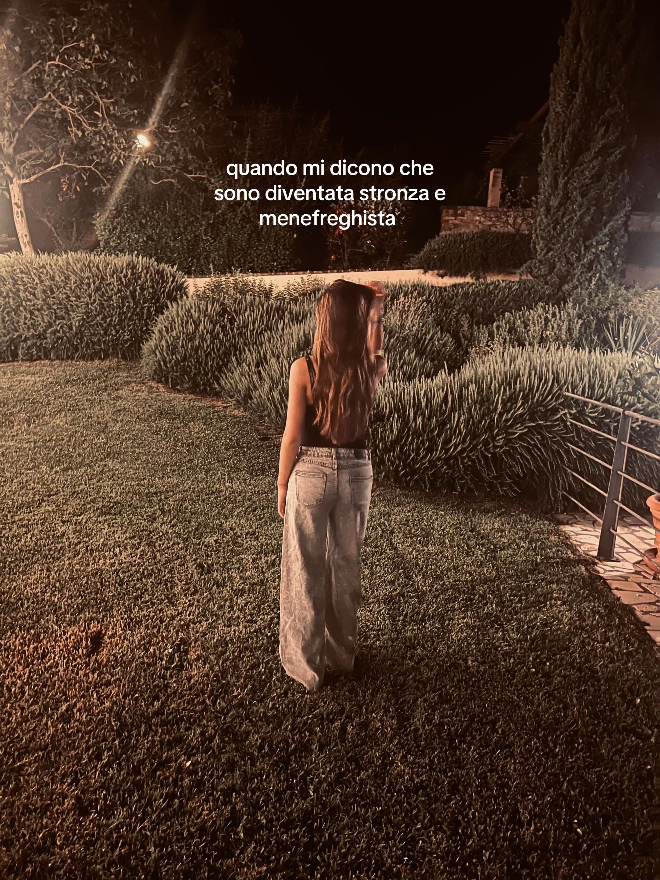@𝐝𝐞𝐧𝐢𝐢𝐬𝐚𝐚