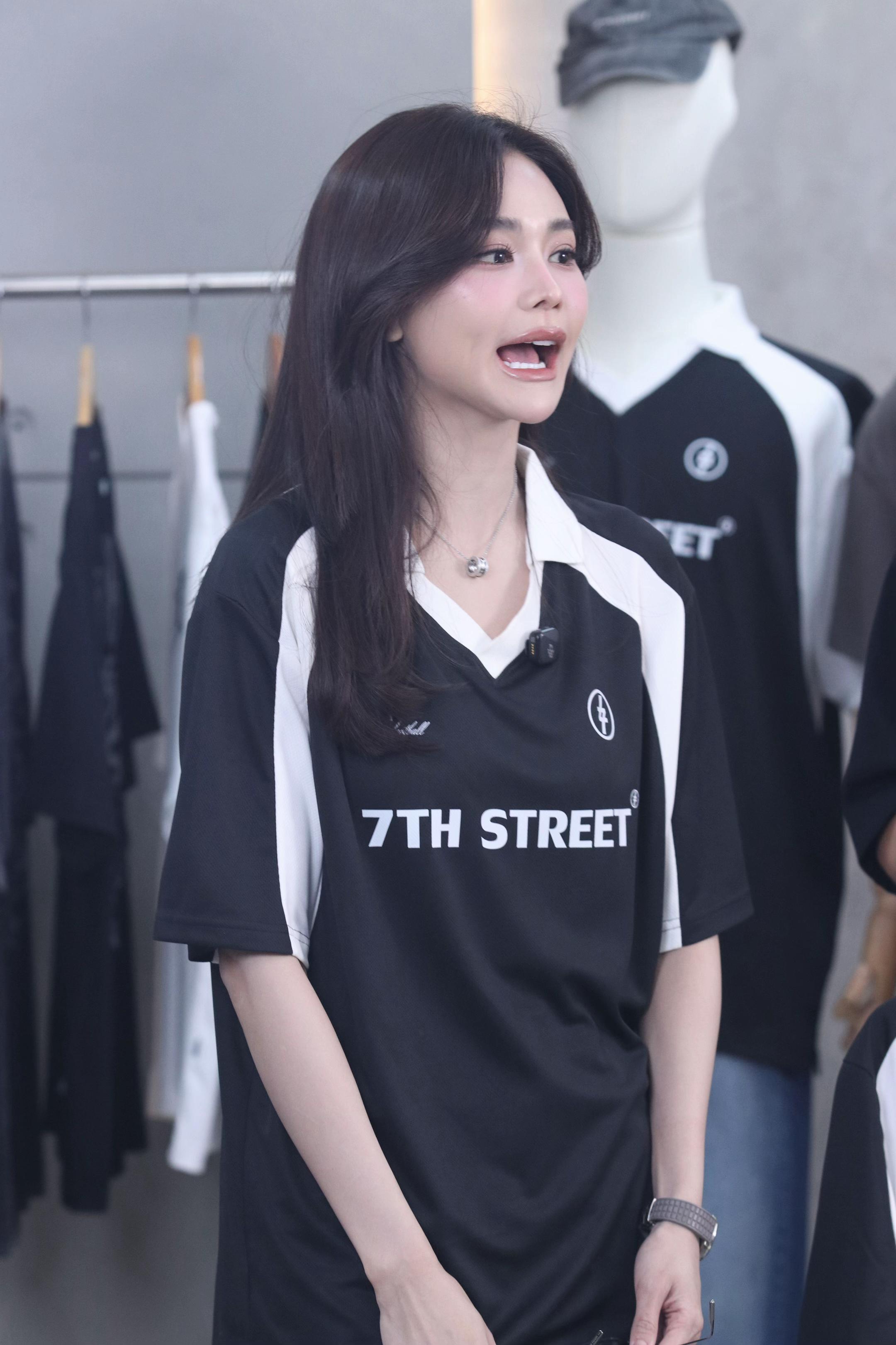 @7thStreetOfficial