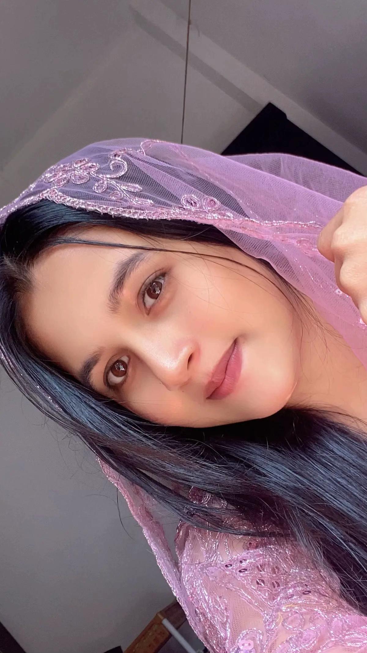 @দুষ্টু মেয়ে মিষ্টি হাসি 🤭🤭
