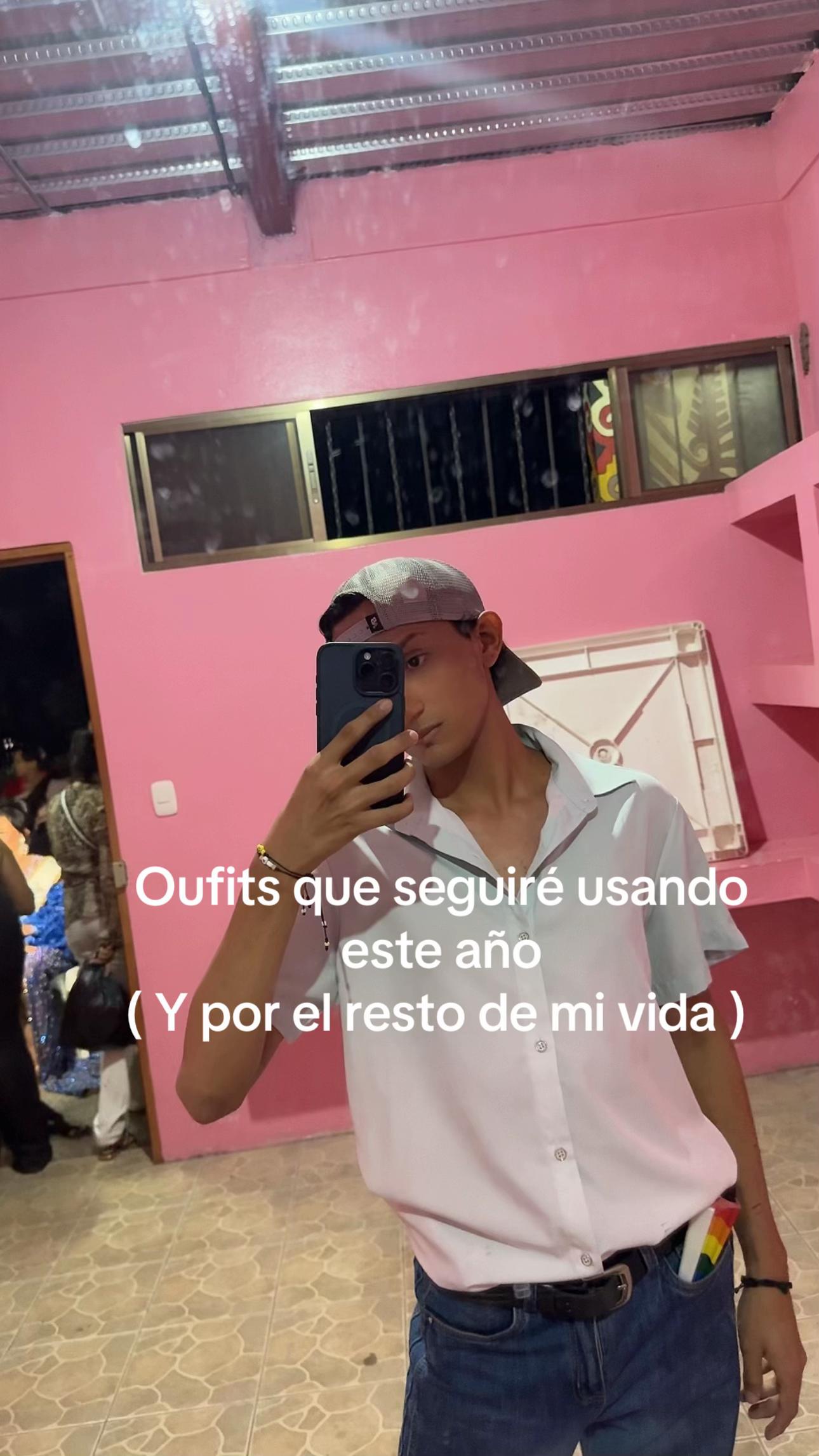 @Cruz