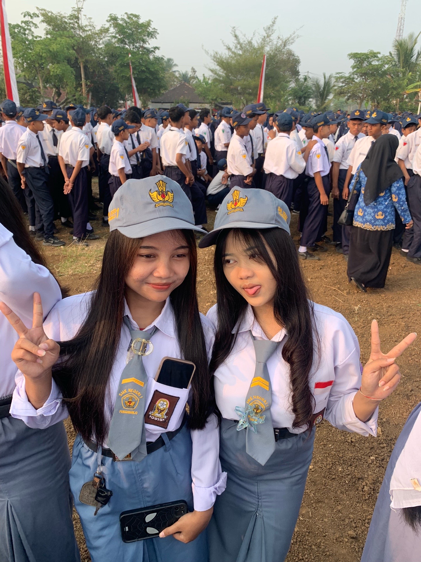 @๐ฆ๐๐