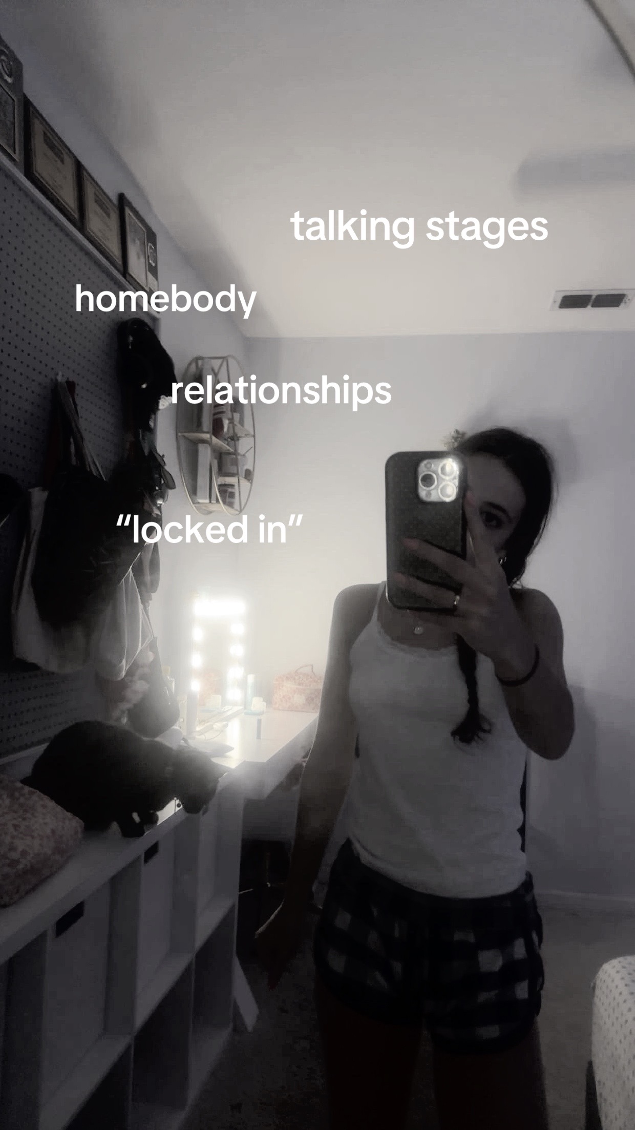 @️
