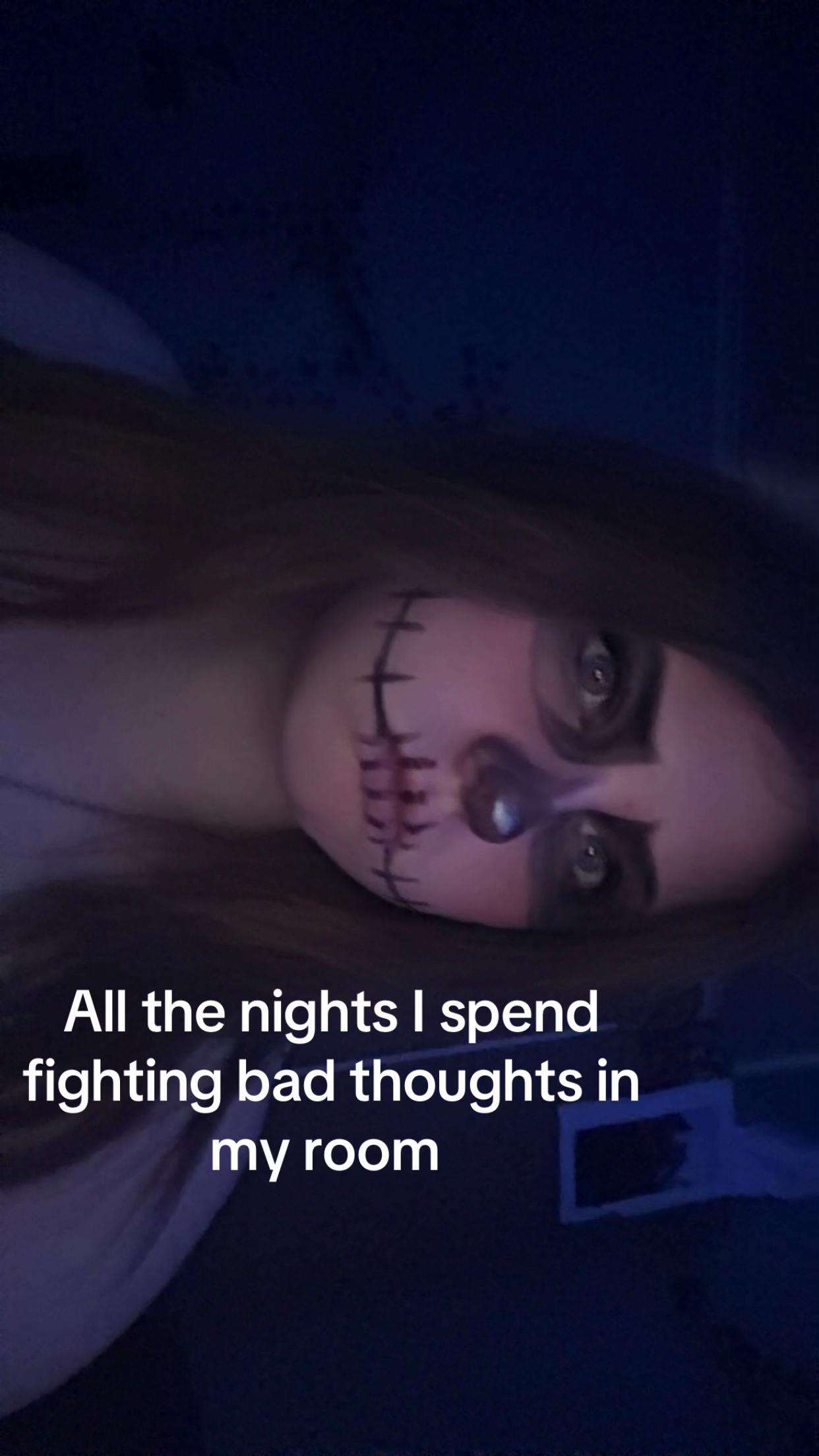@🤎𝐊𝐫𝐢𝐬_𝐒𝐭𝐚𝐫🦦