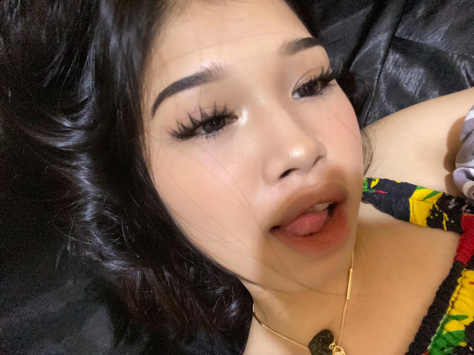 @1nonly_aya