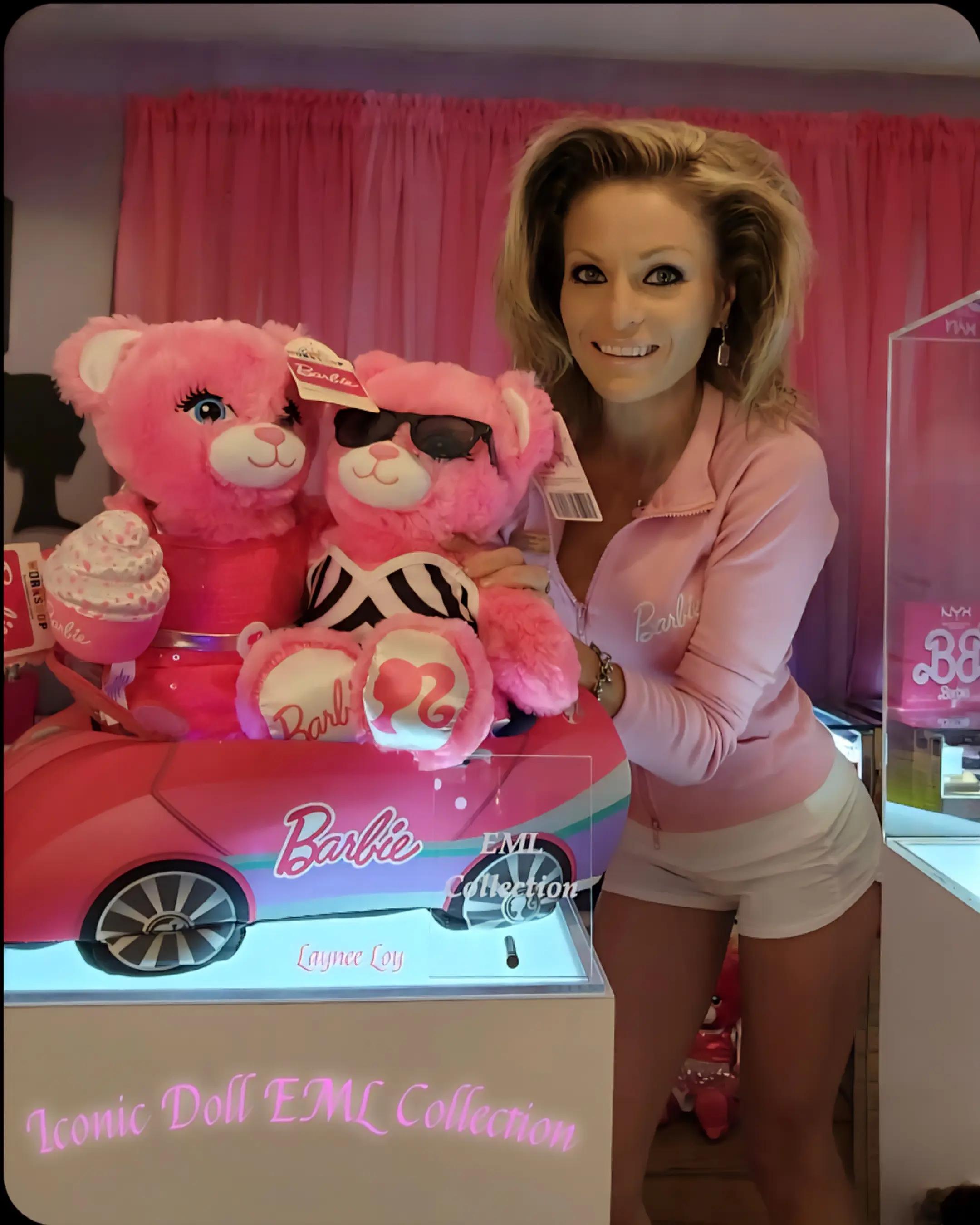 @Iconic Doll EML Collection