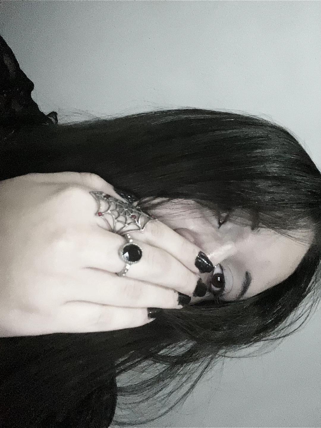 @𝓙uka 𓋹🦇⩜⃝ ♀️