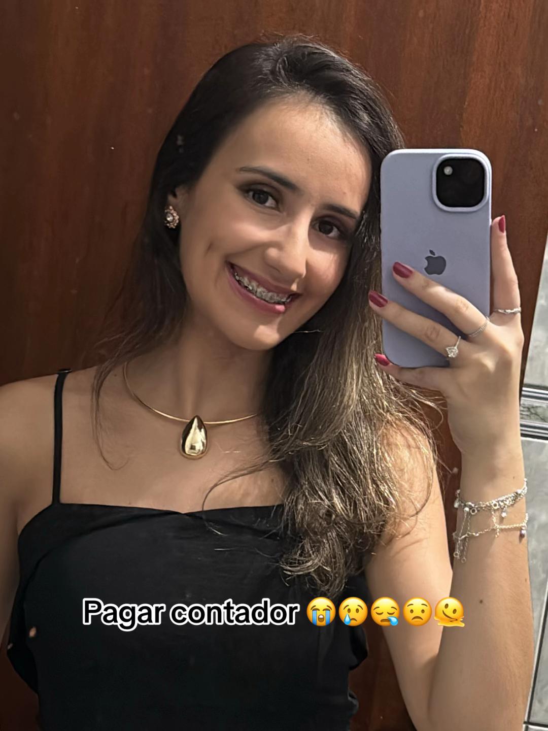 @Isadora
