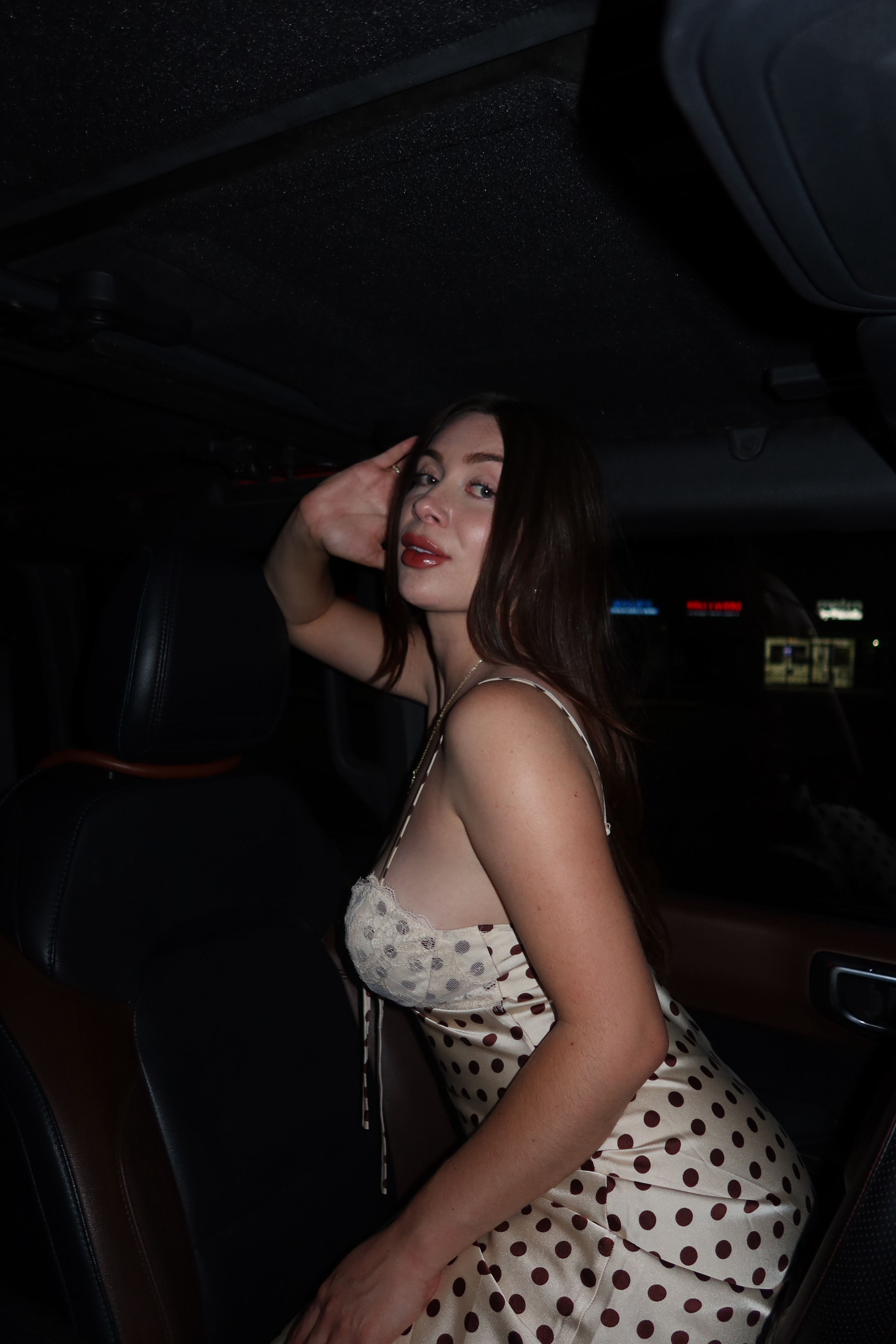 @Elenaisabel