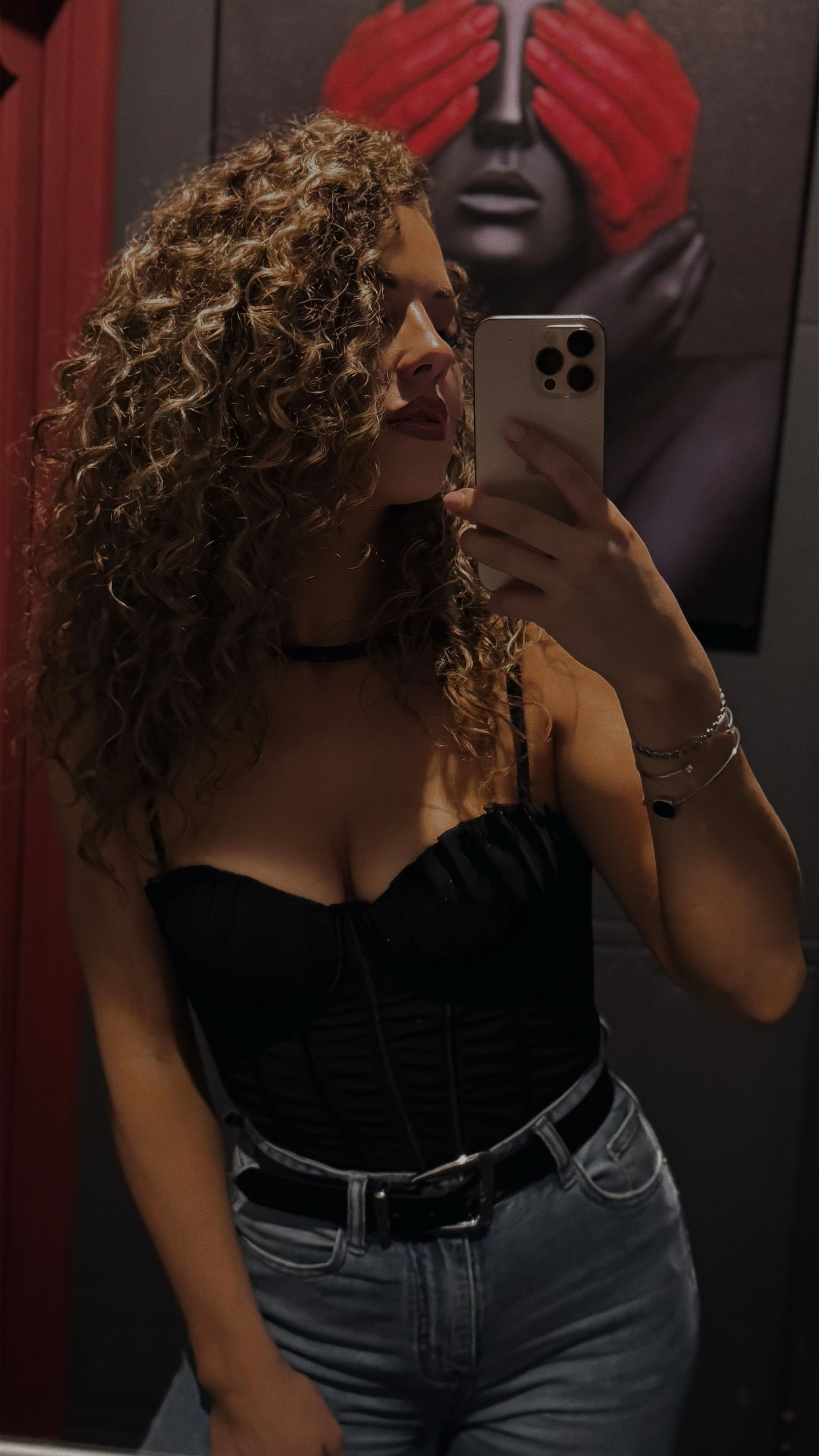 @Лиза