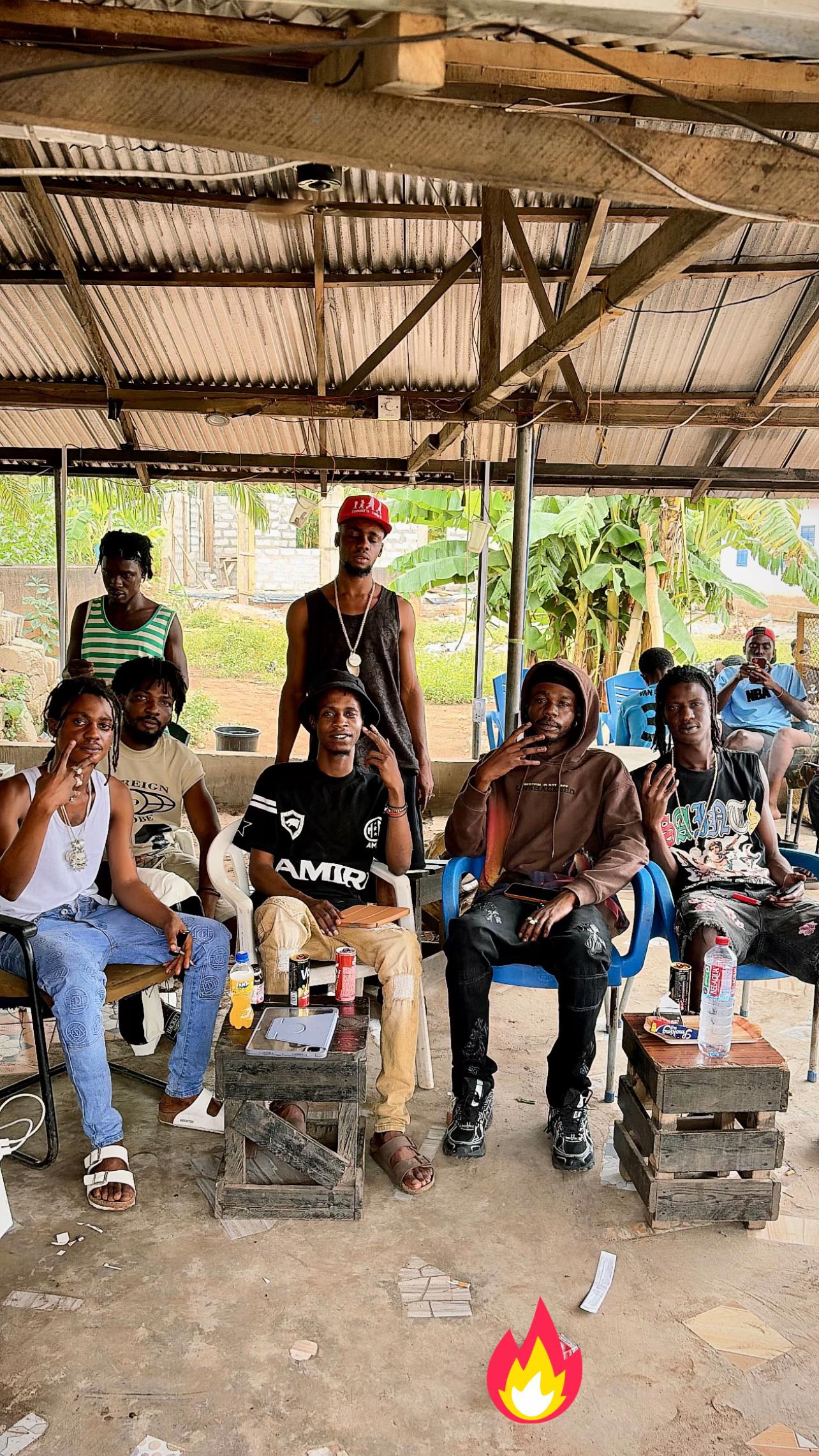 @BAAMUJI CEO 🤴🎭❤️