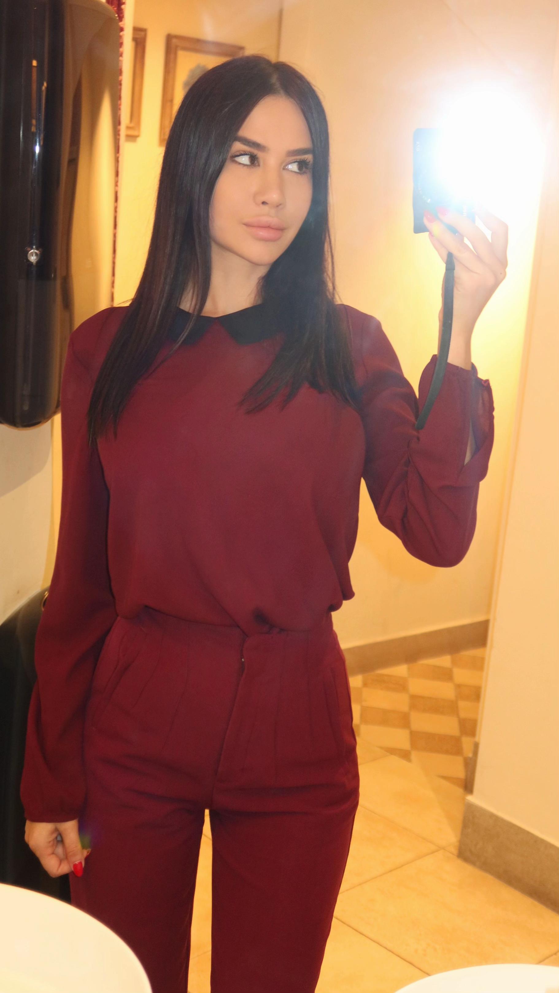 @elenadostic