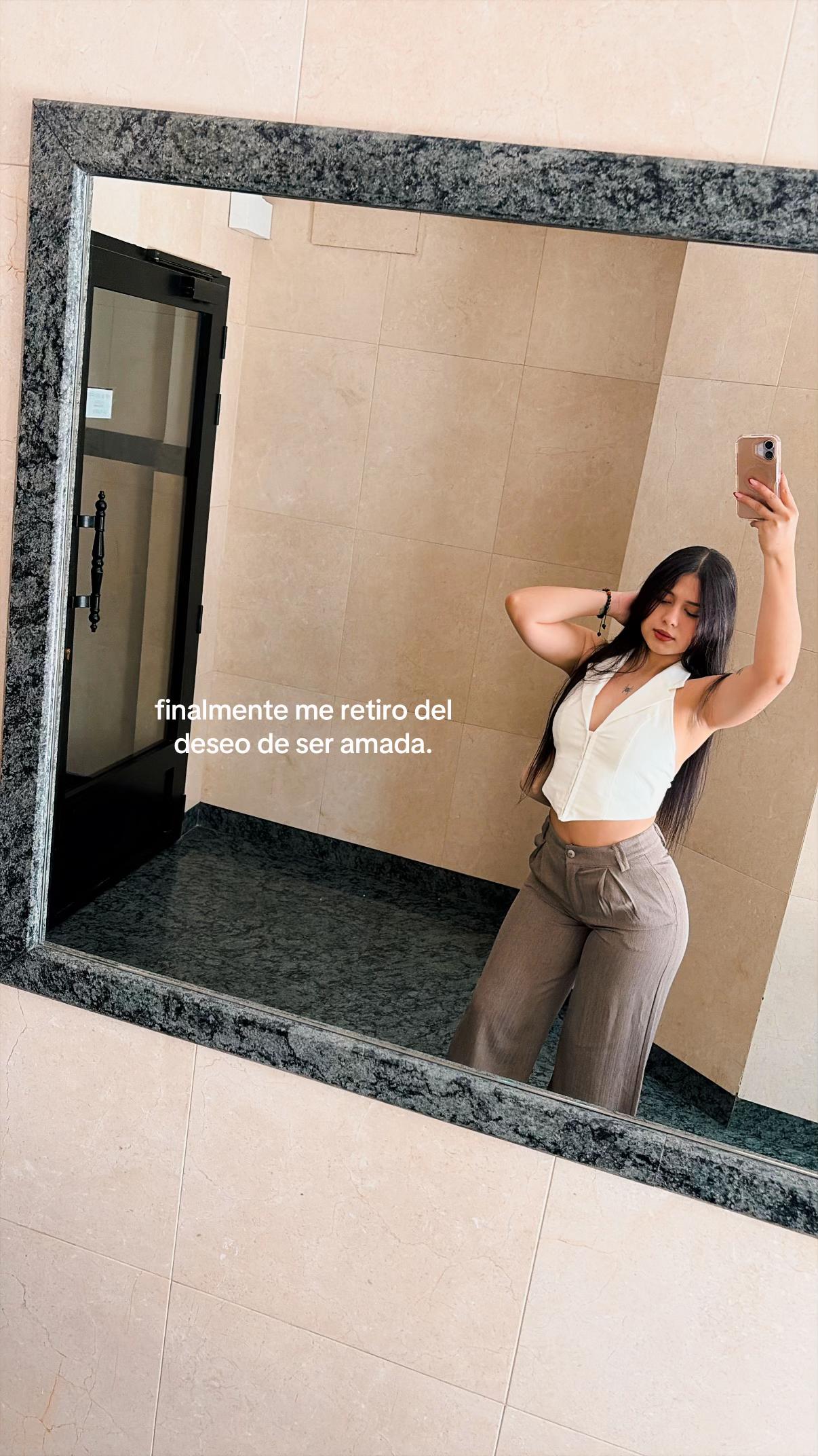 @Nay🦋