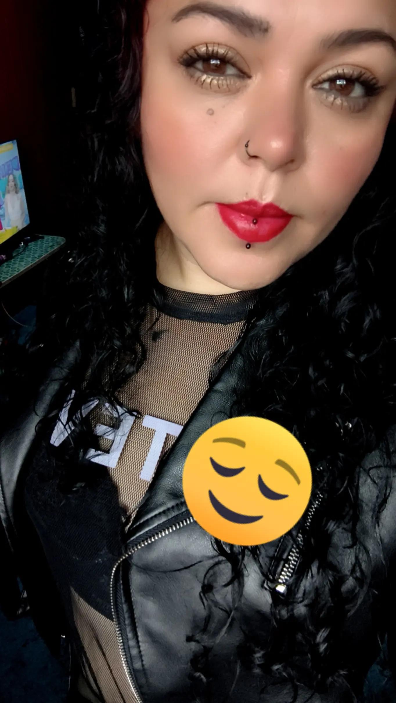 @ojitos  🌻🖤