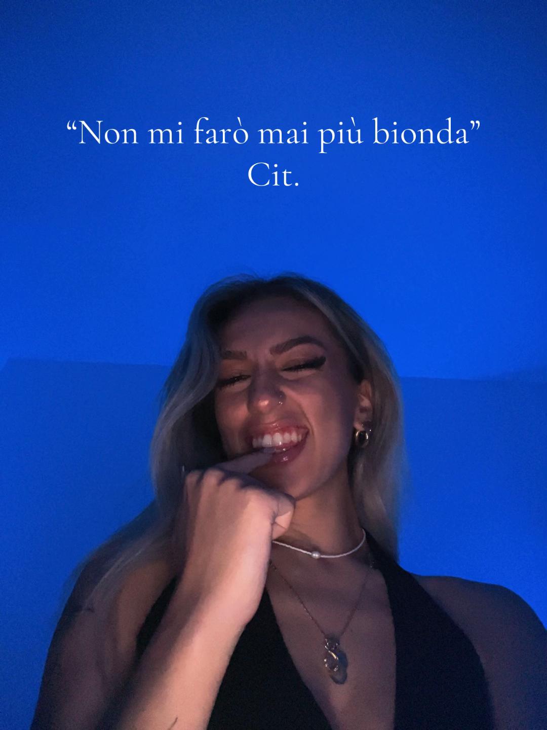 @𝒜𝓊𝓇𝓎🦋