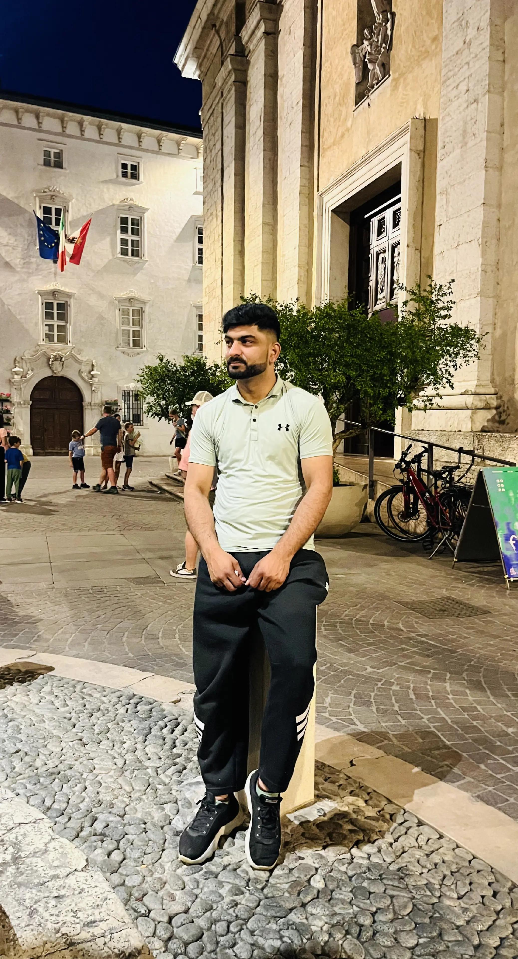 @hamza bamba🇮🇹