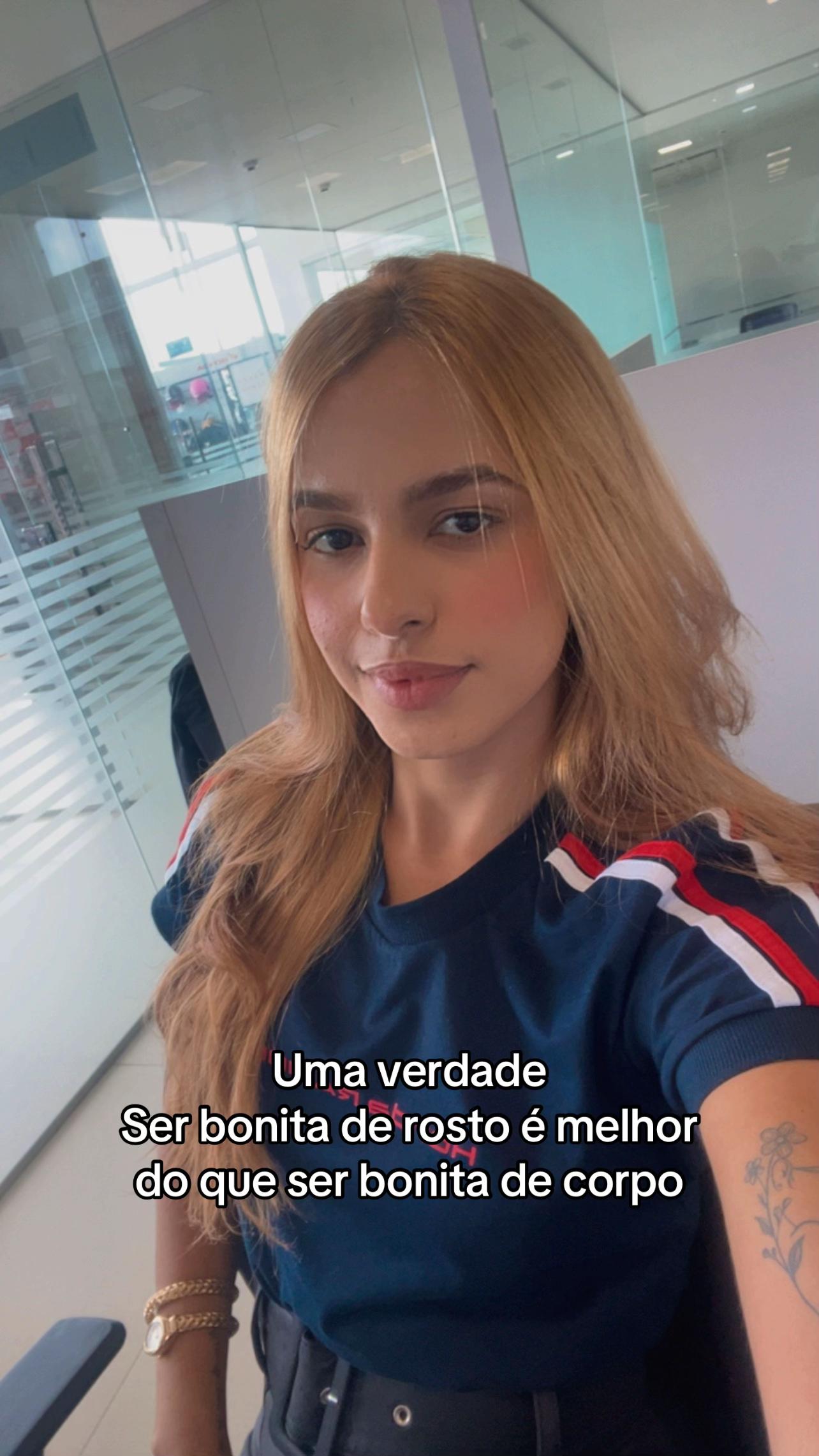 @Gabi Ferreira        @use.lyde