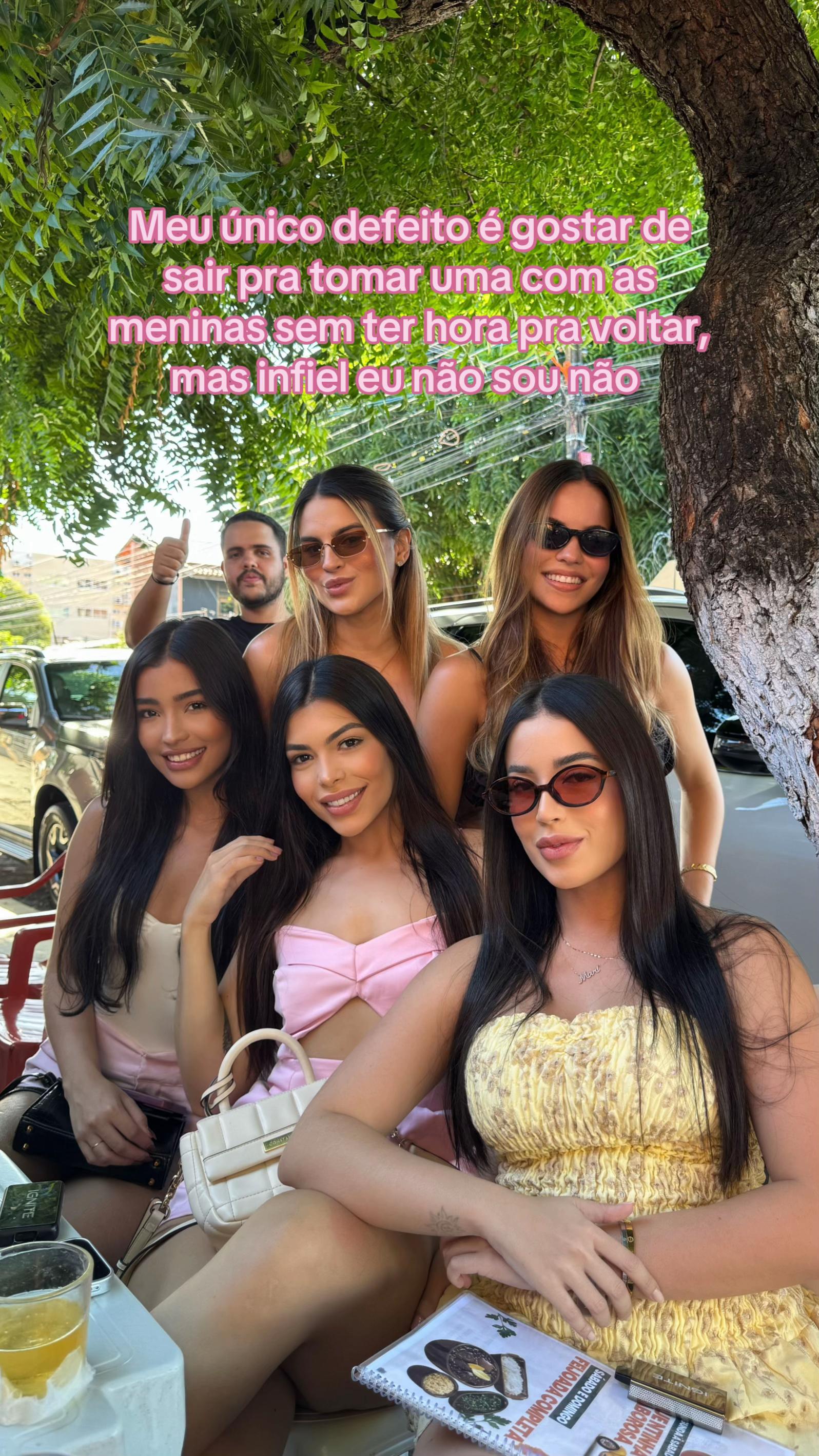 @Nívea ✨