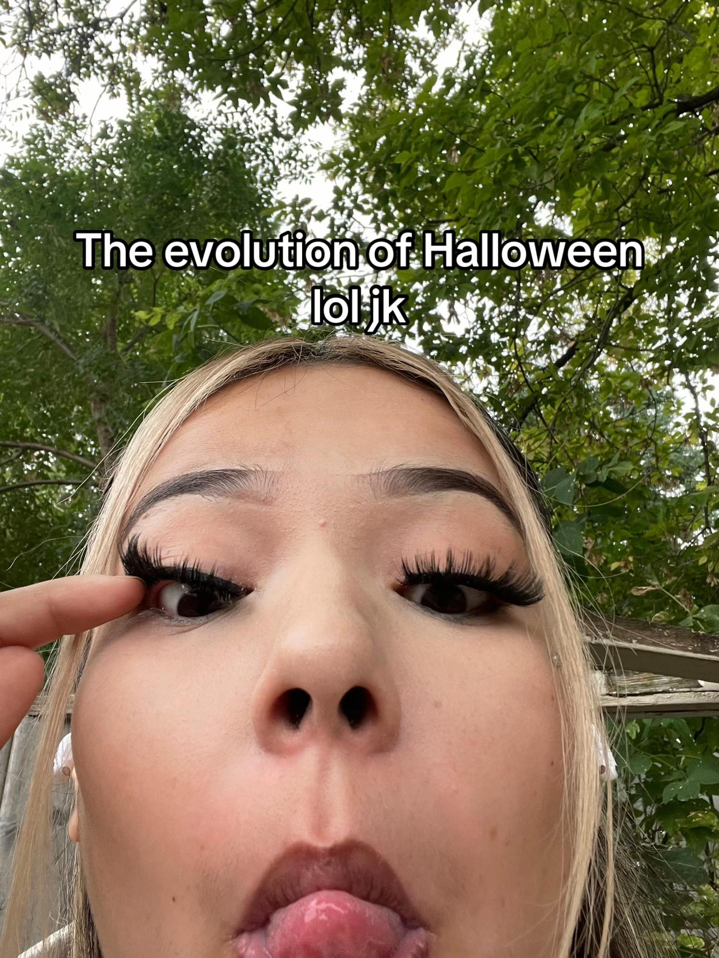 @monicajuanitaa