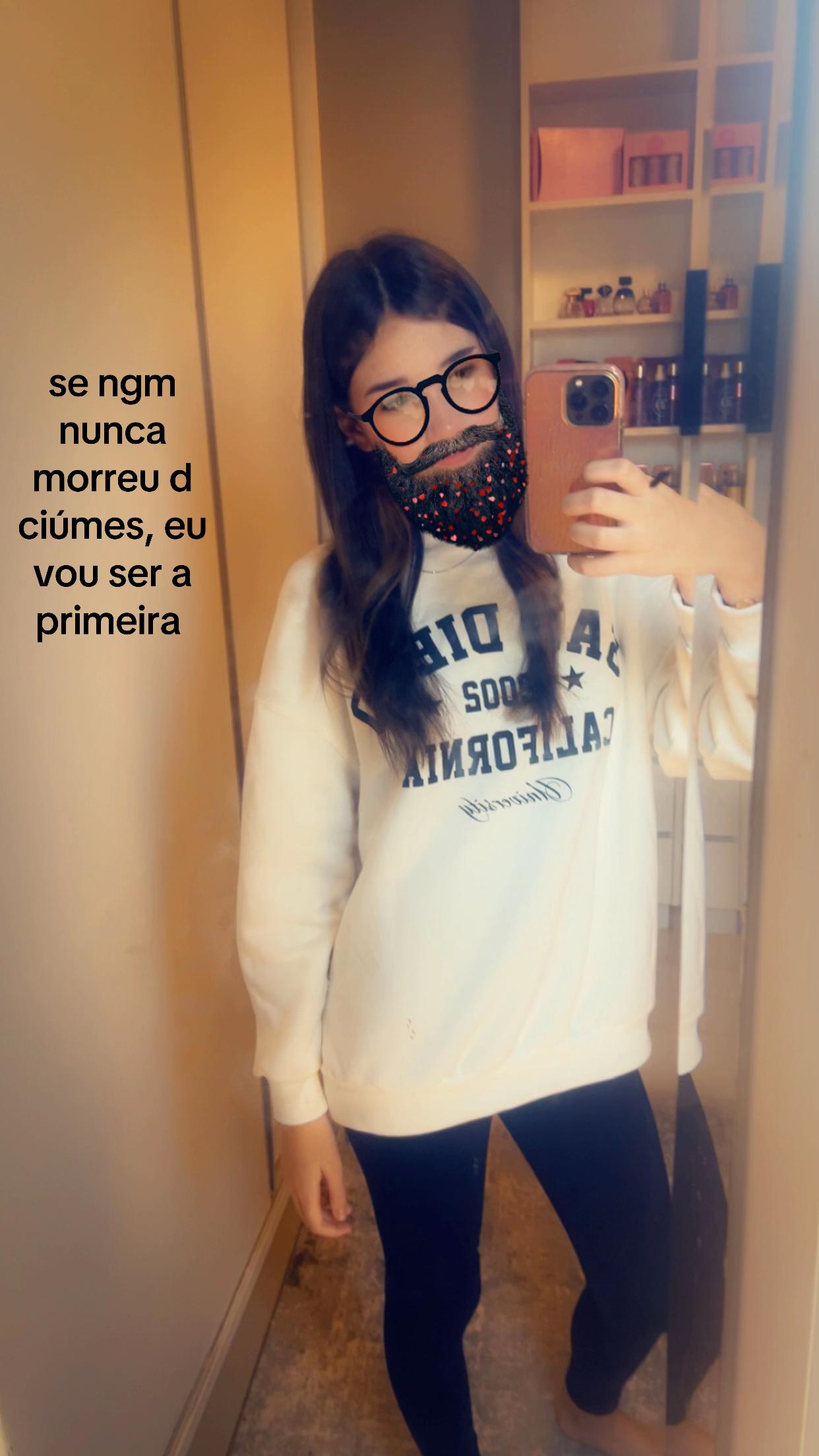 @anaaa