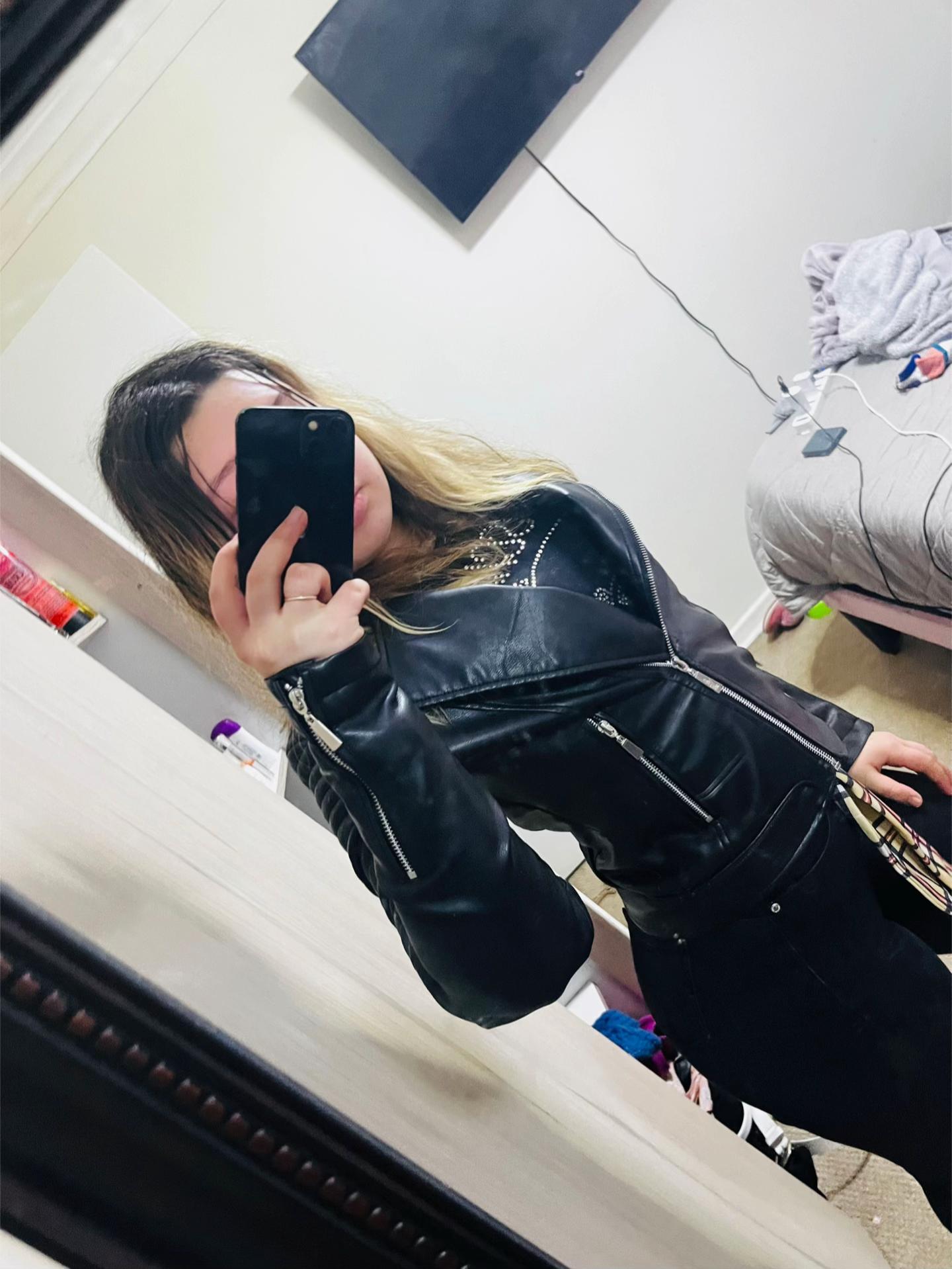 @chika.klein