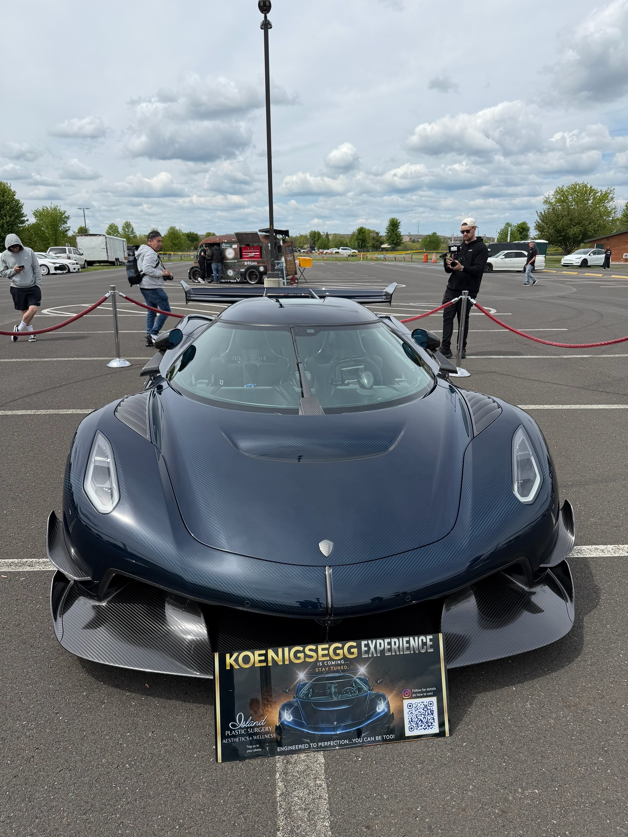 @🏎️