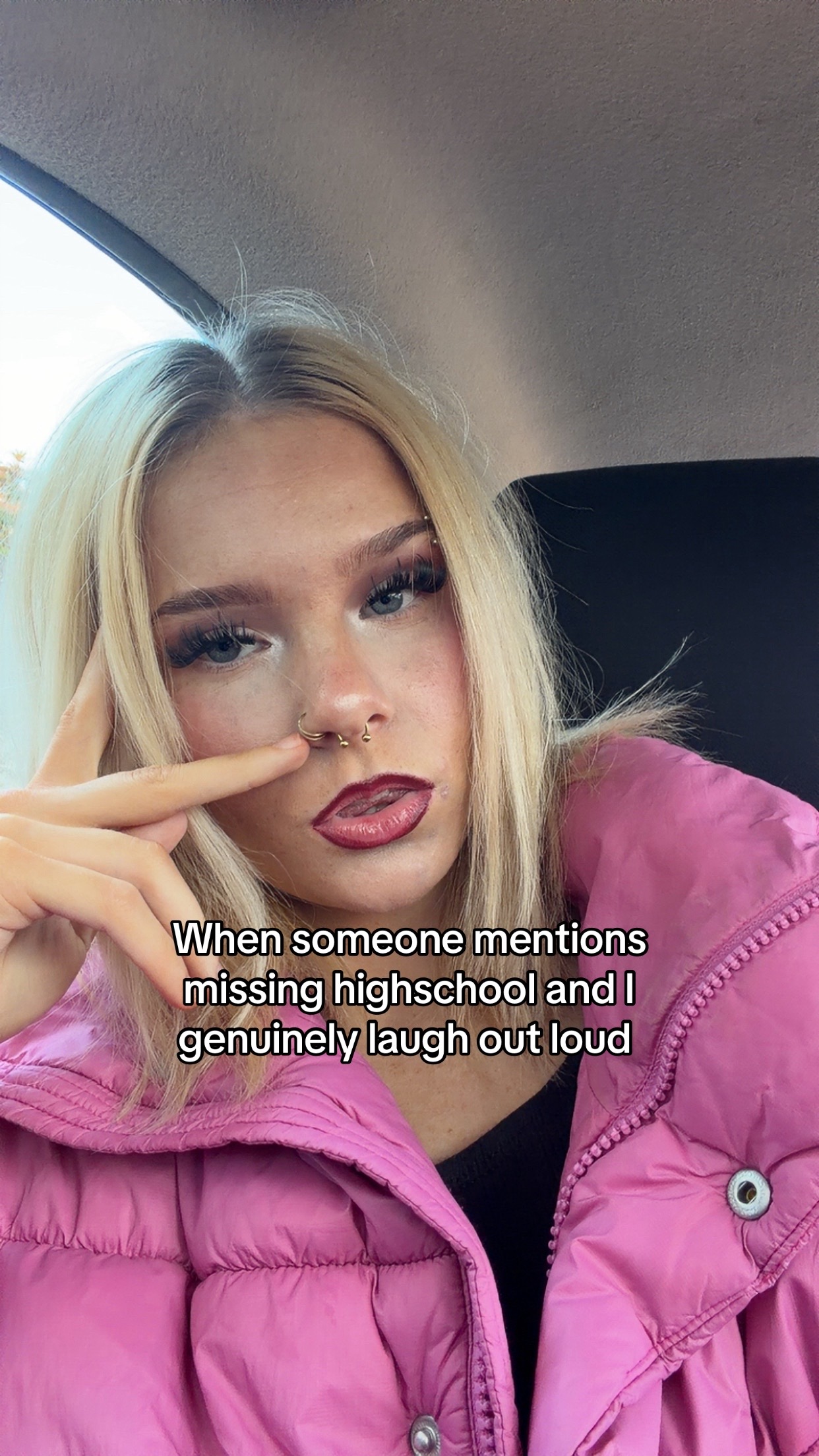 @mora🧛🏻♀️