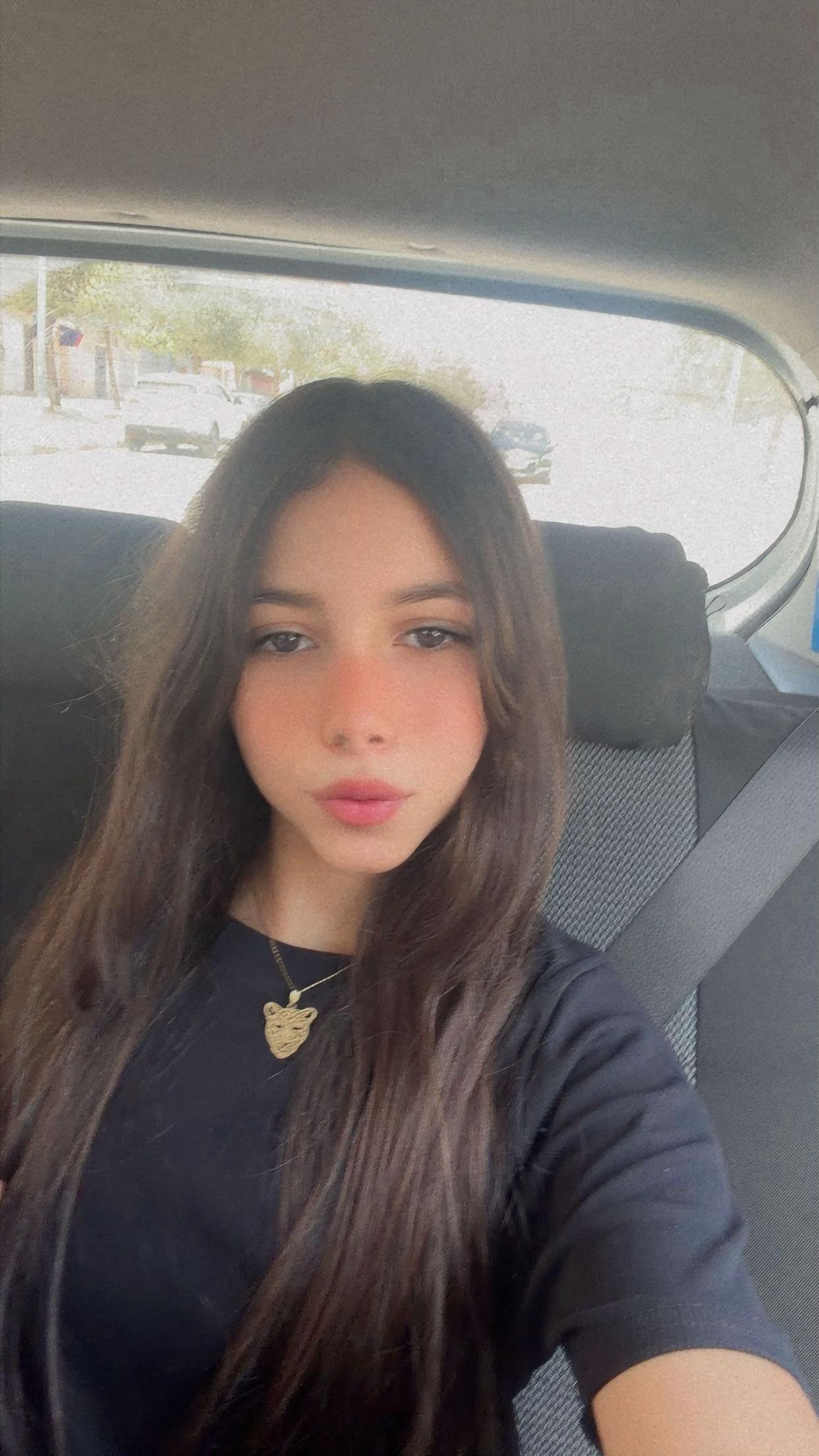 @👑sahoura👑